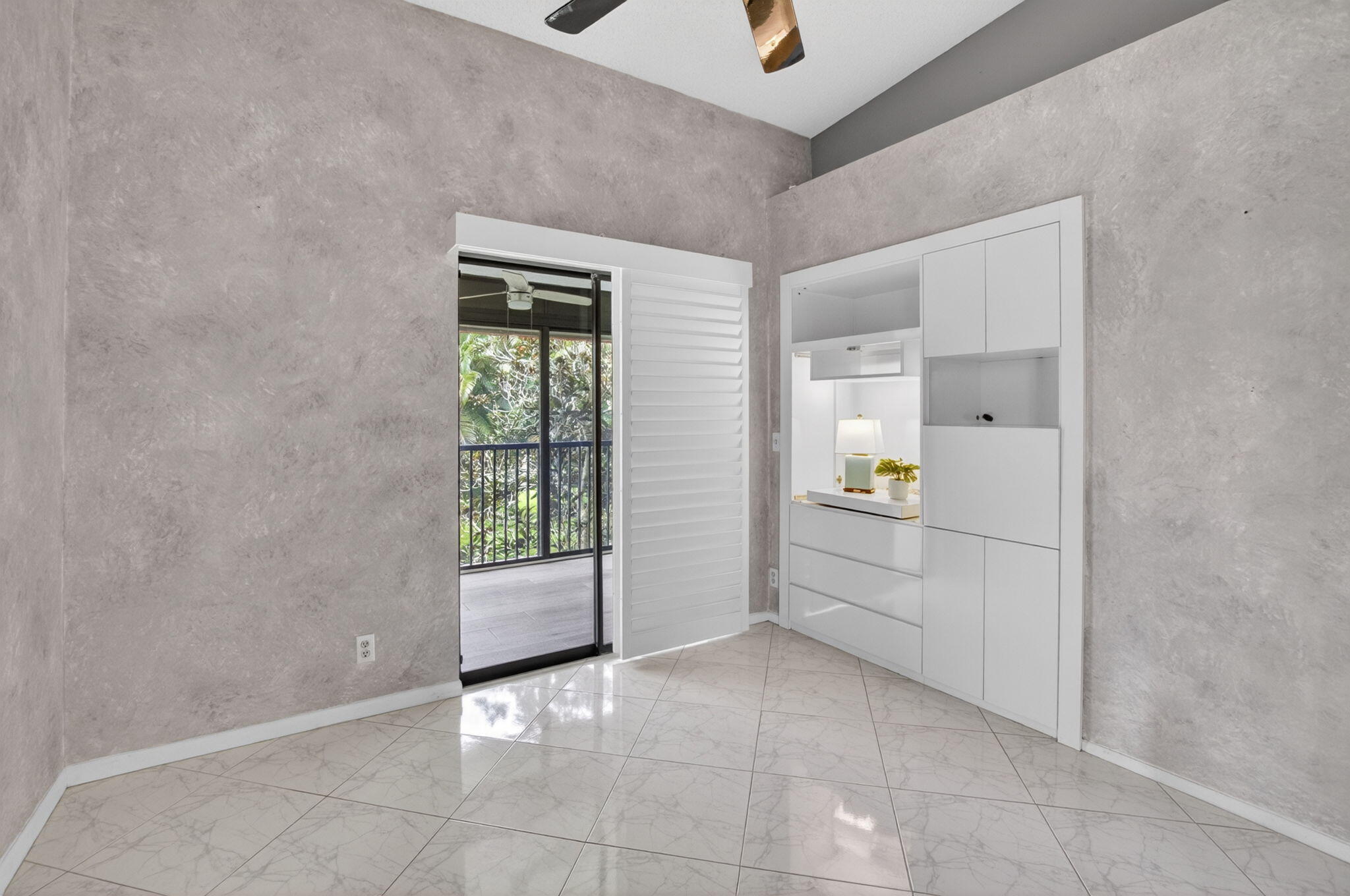 7844 Lexington Club Boulevard C Property Photo 16