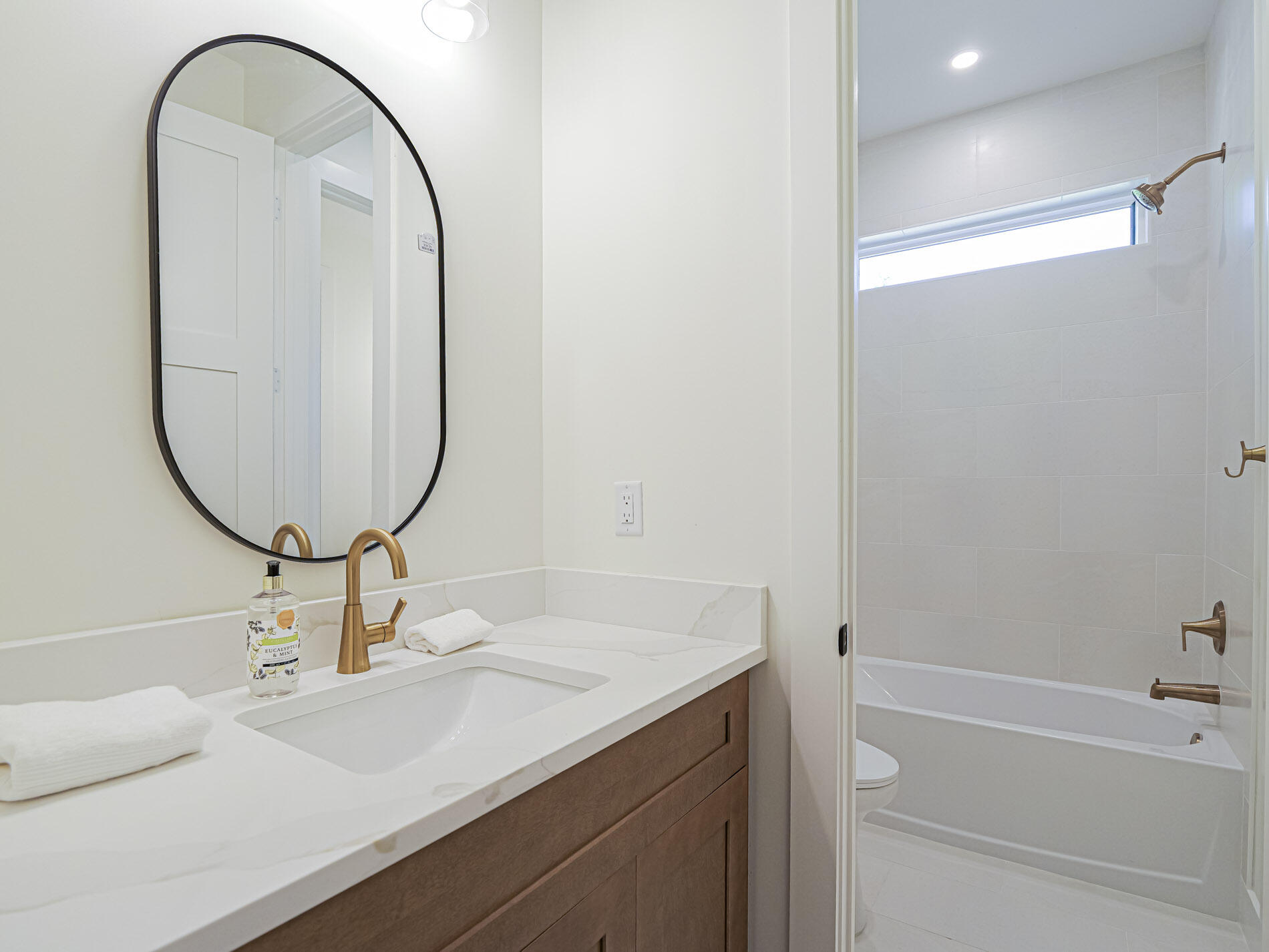10631 Lighter Wood Lane Property Photo 16