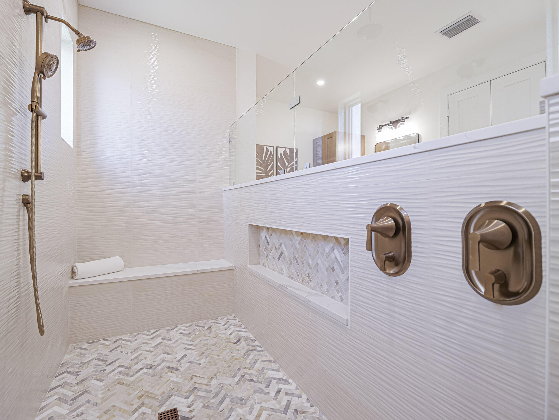 10631 Lighter Wood Lane Property Photo 21