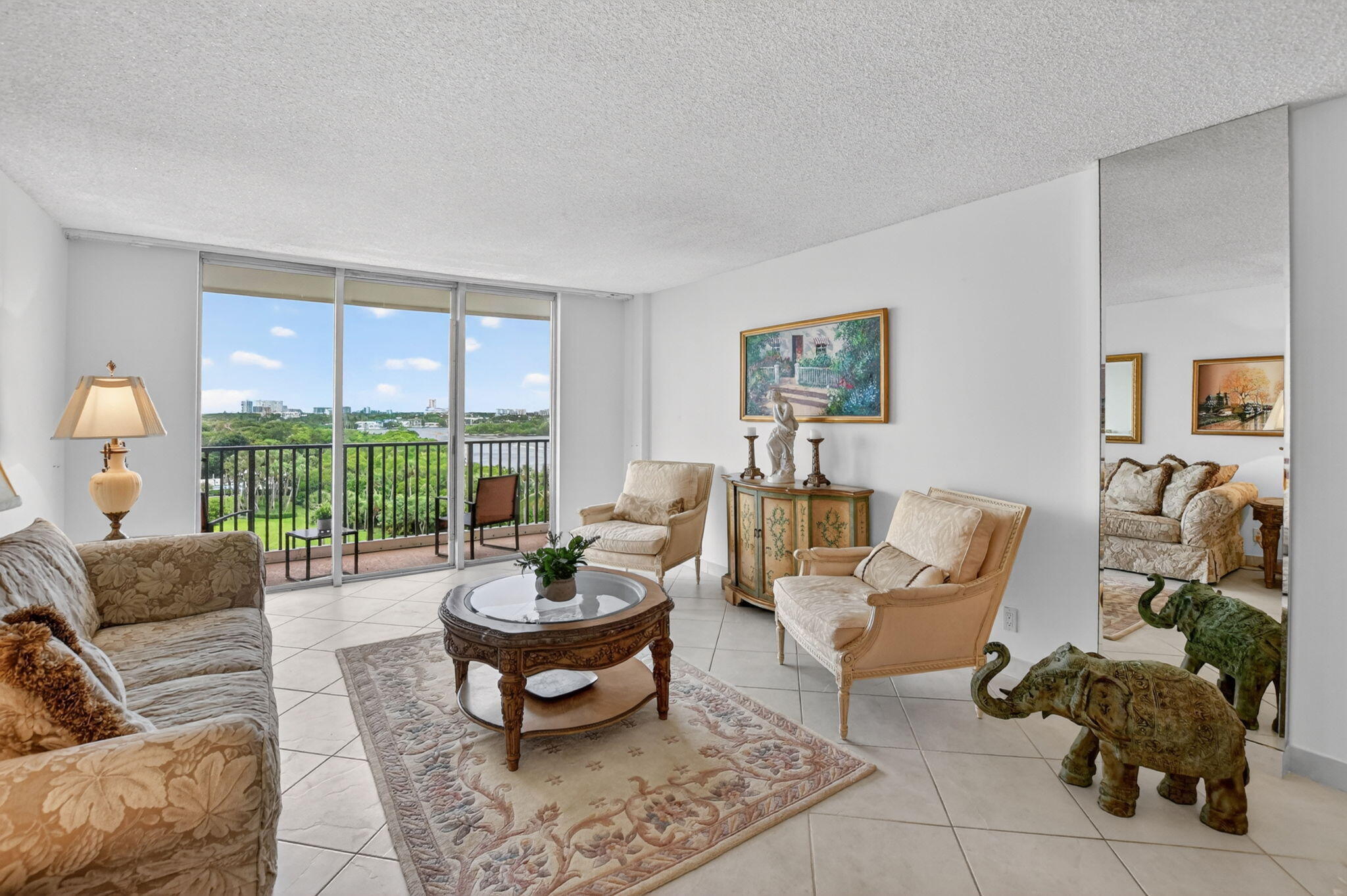 2121 N Ocean Boulevard 805w Property Photo 2