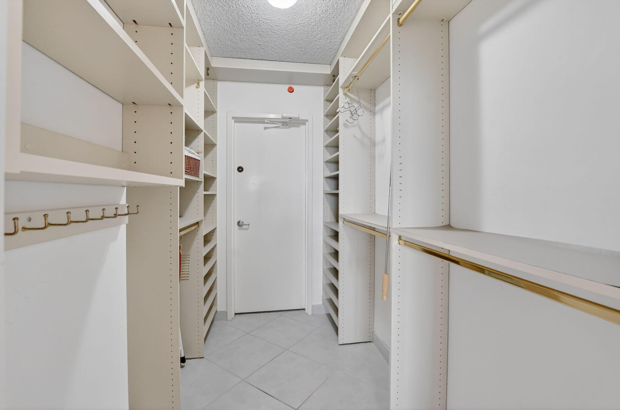 2121 N Ocean Boulevard 805w Property Photo 10