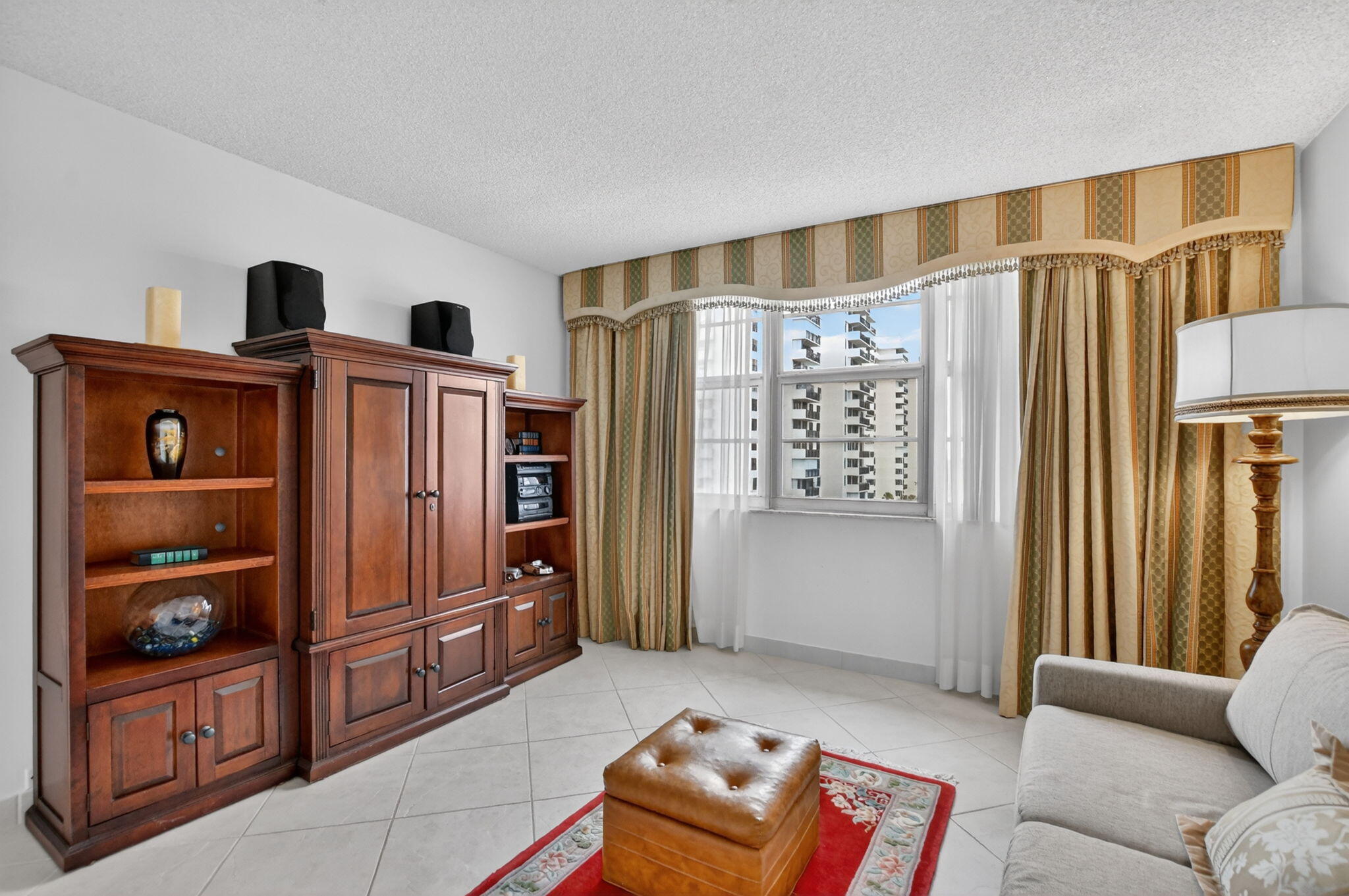 2121 N Ocean Boulevard 805w Property Photo 13