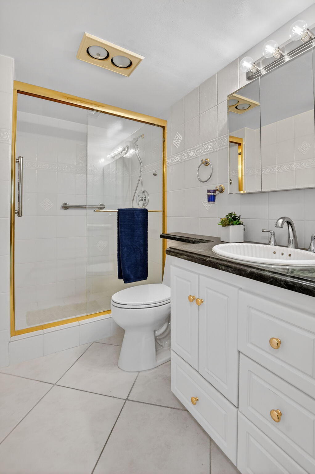 2121 N Ocean Boulevard 805w Property Photo 14