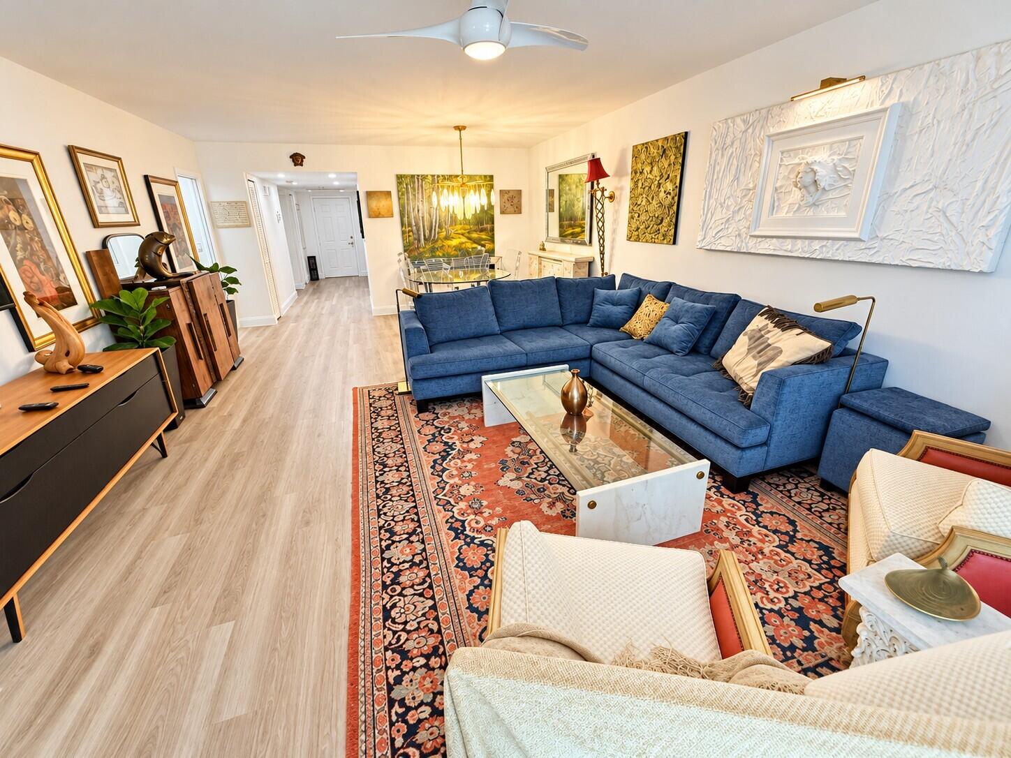 907 Cypress Terrace 201 Property Photo 5