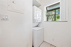 504 Gardens Drive 203 Property Photo 16
