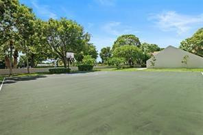 504 Gardens Drive 203 Property Photo 30