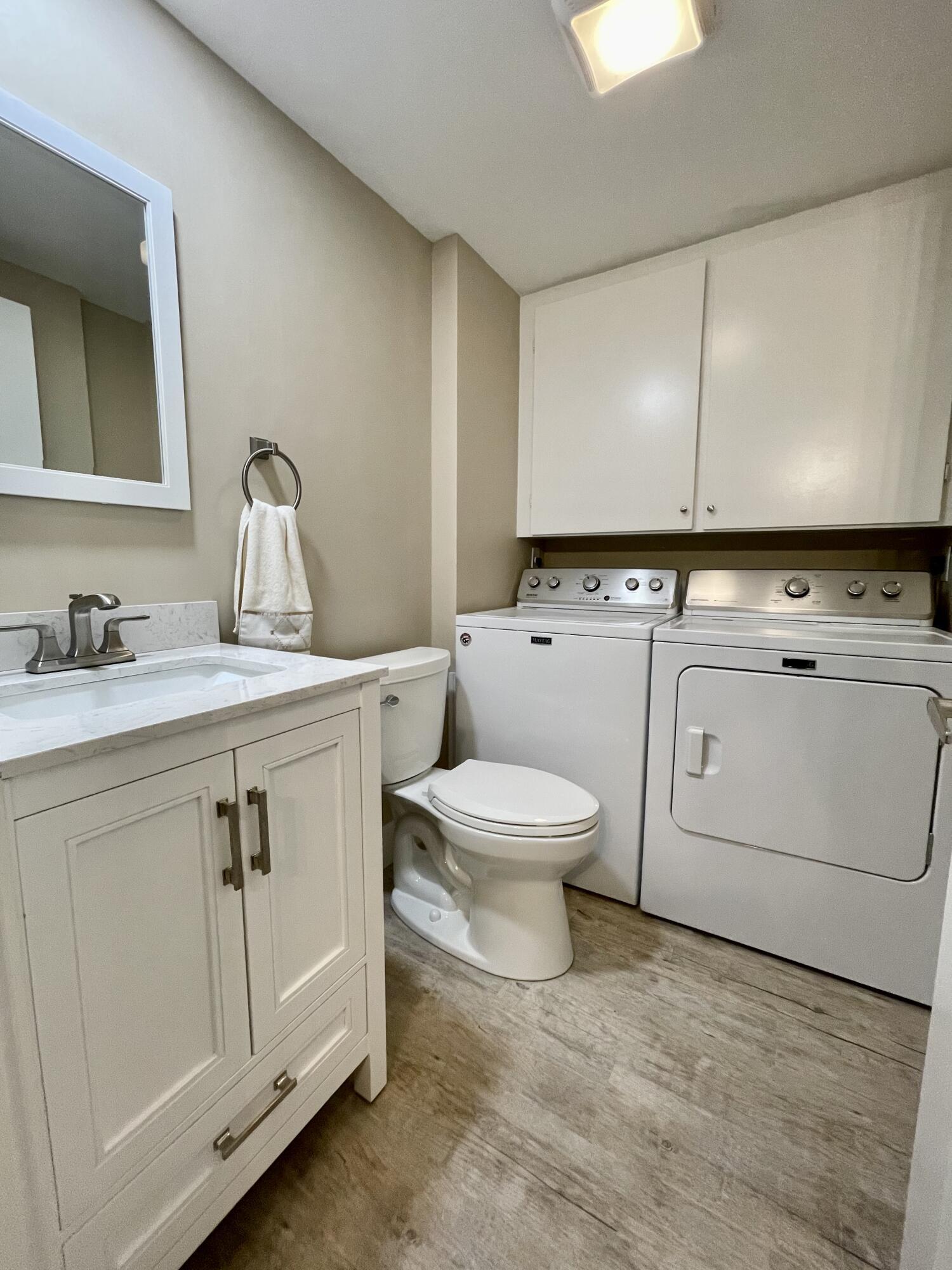 2531 25th Court Property Photo 9