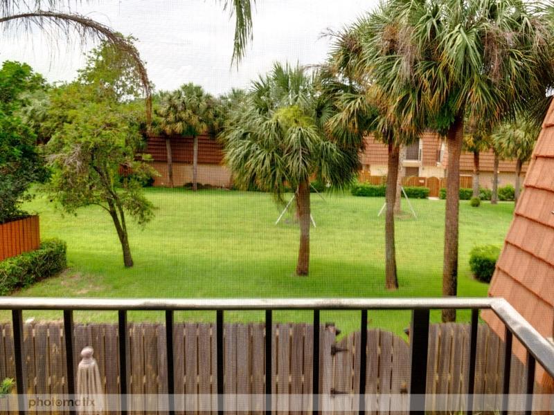 2531 25th Court Property Photo 17