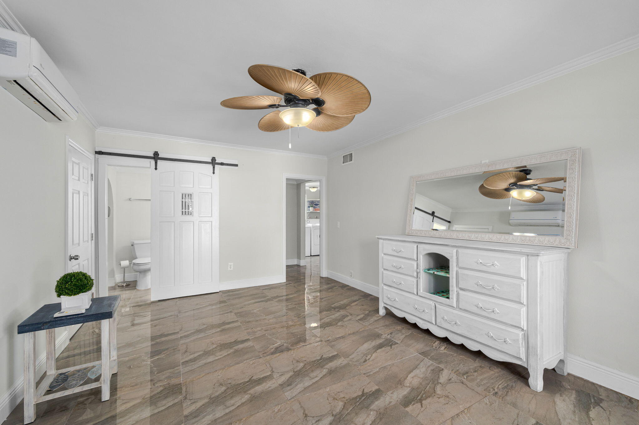 121 Queen Eugenia Court Property Photo 22