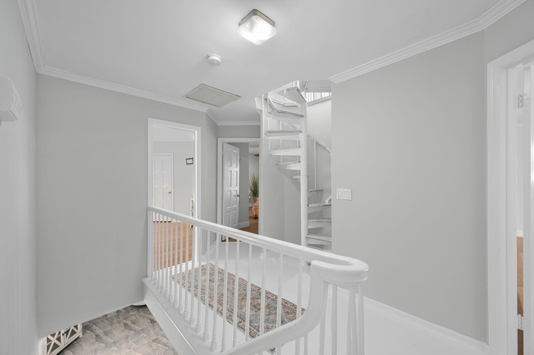 121 Queen Eugenia Court Property Photo 25