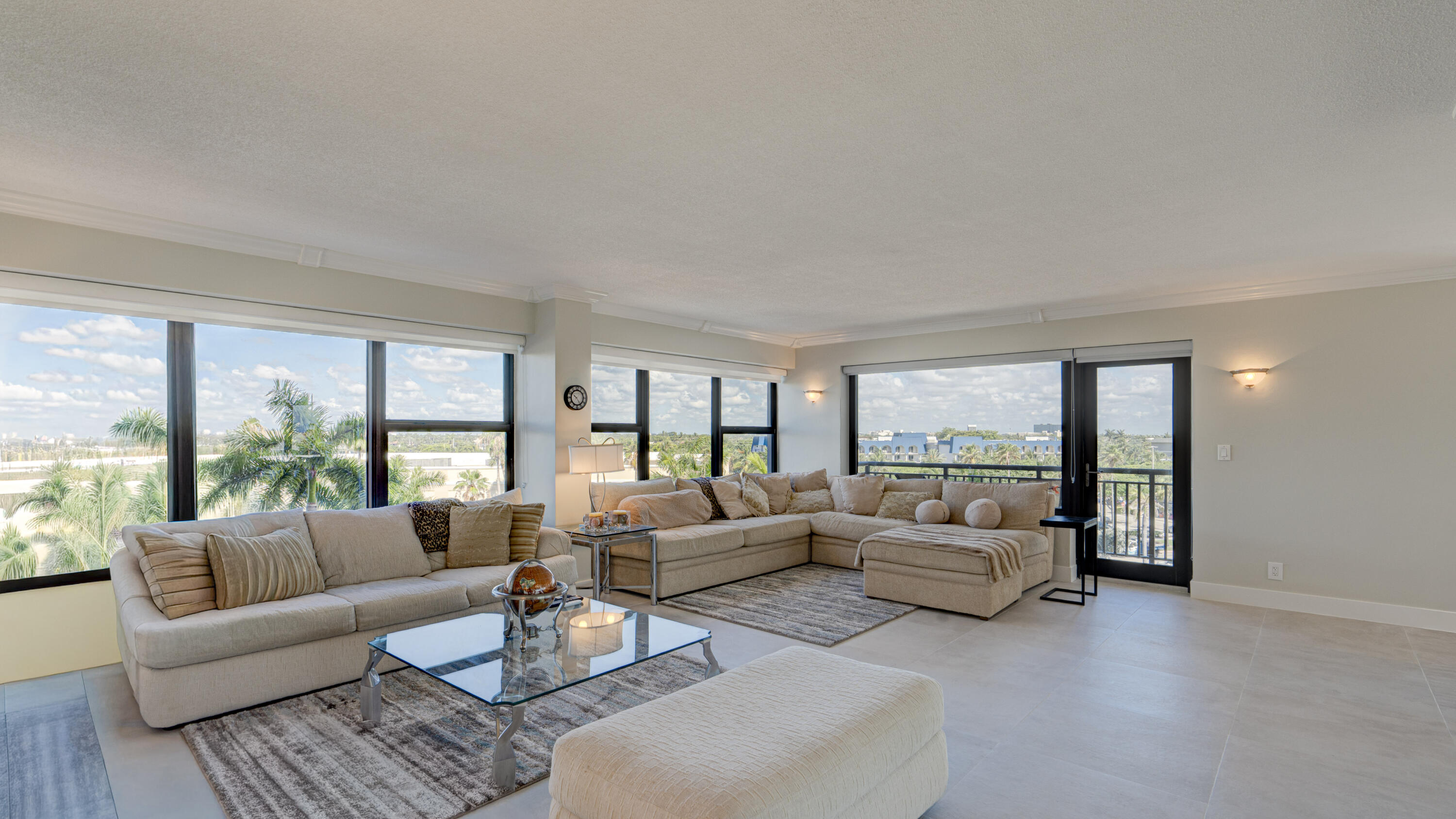 3800 Galt Ocean Drive 515 Property Photo 1