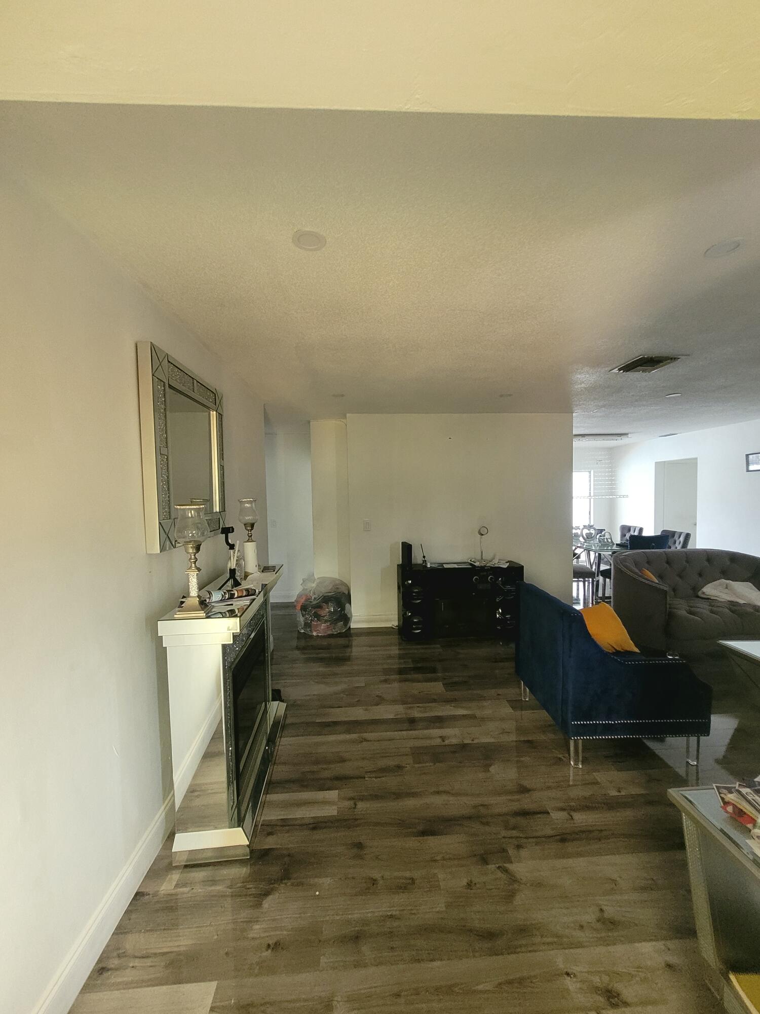 6641 Emerald Lake Drive Property Photo 4