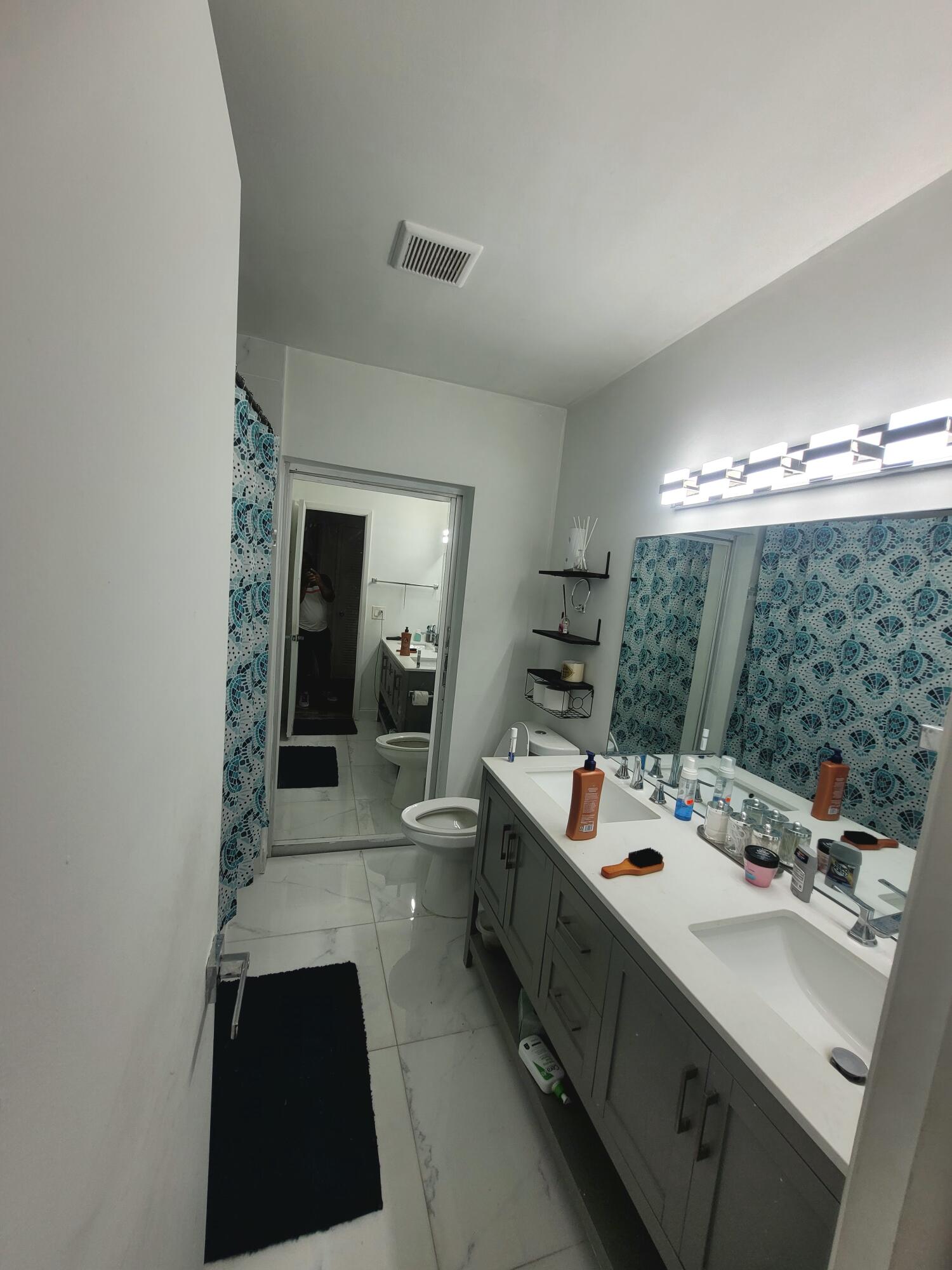 6641 Emerald Lake Drive Property Photo 6