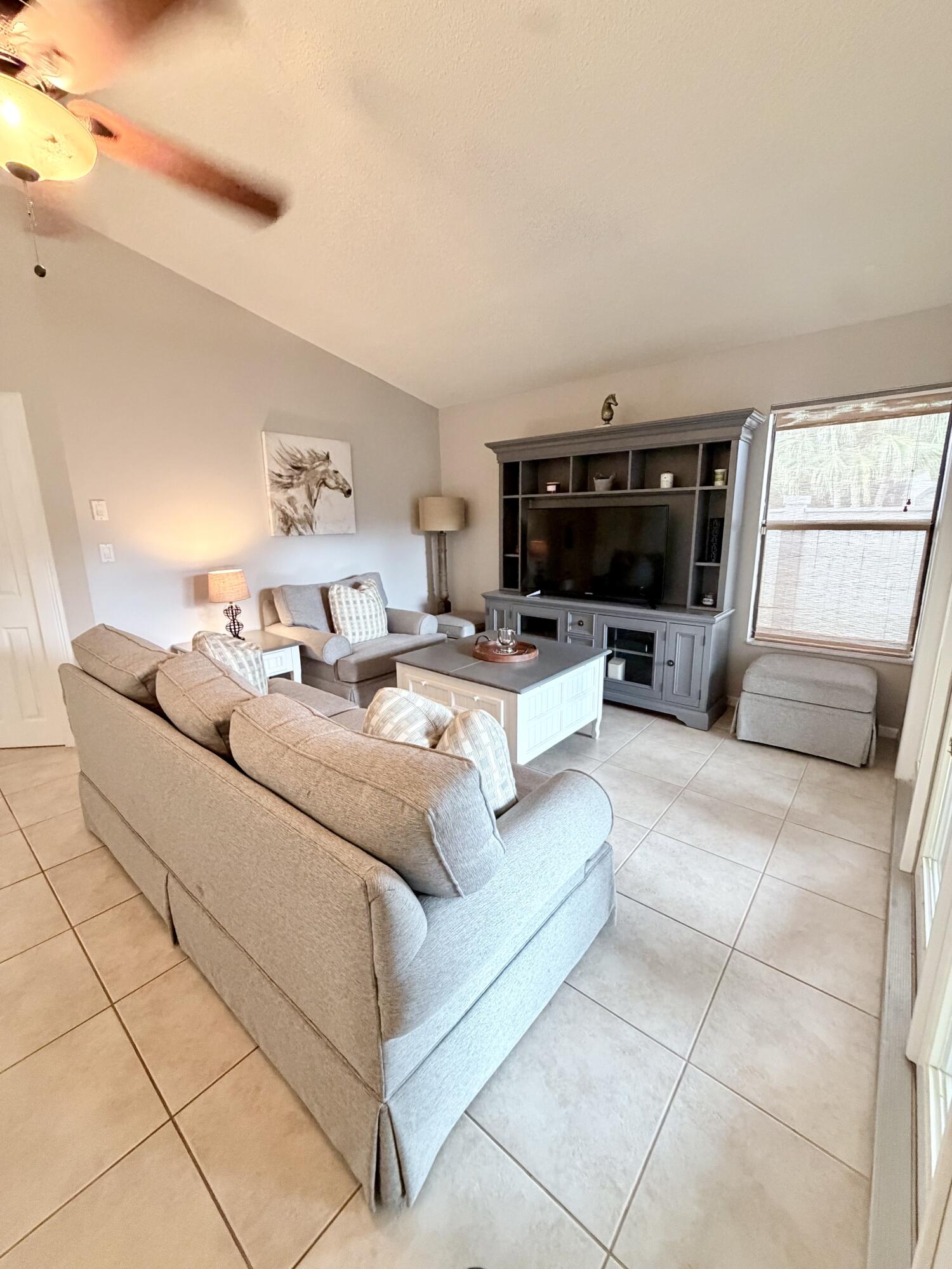 2555 Bedford Mews Drive Property Photo 9