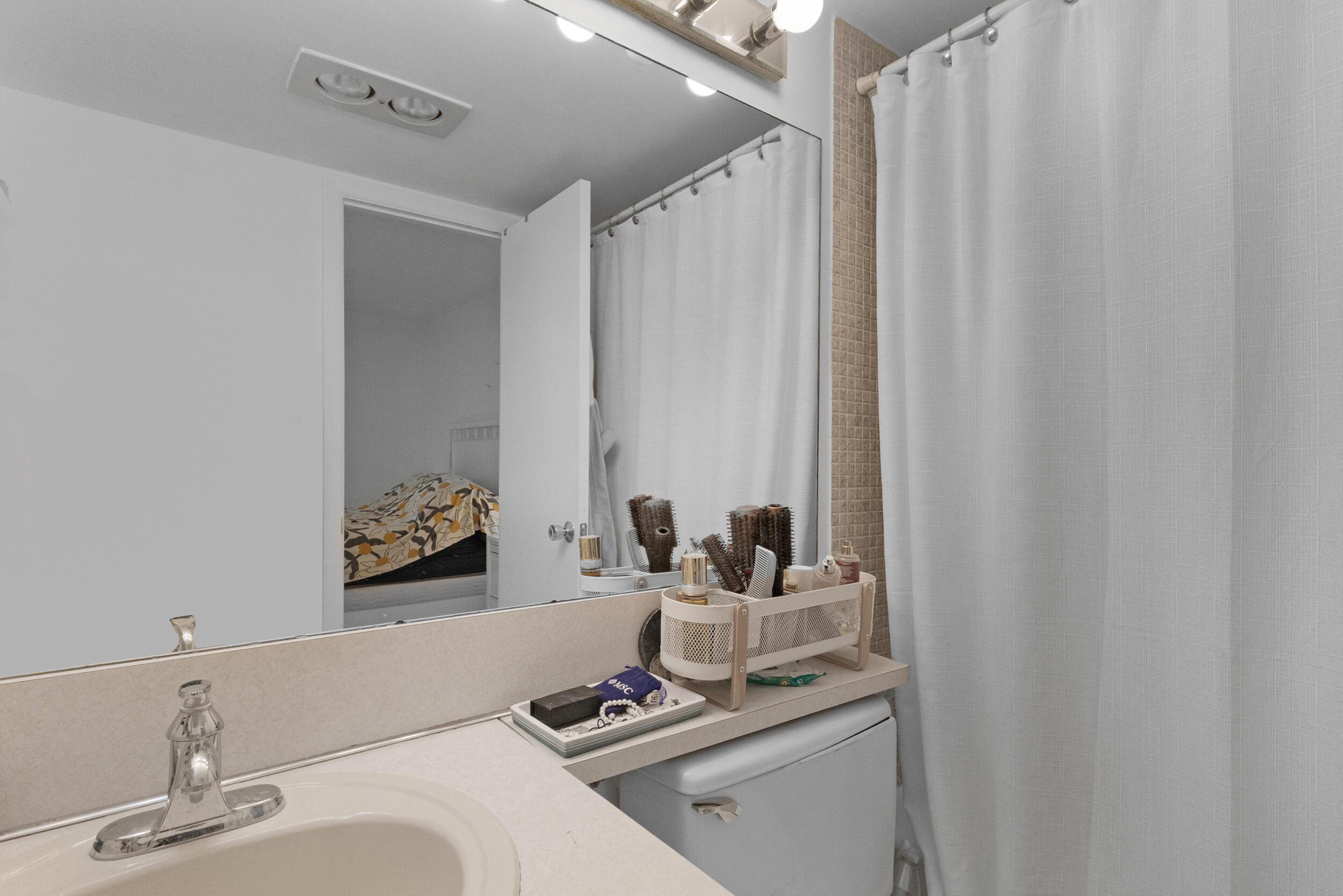 18 Prescott A Property Photo 24