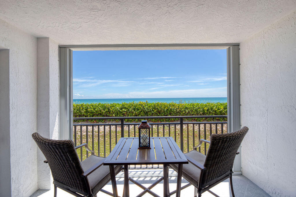 10102 S Ocean Drive 204a Property Photo 3