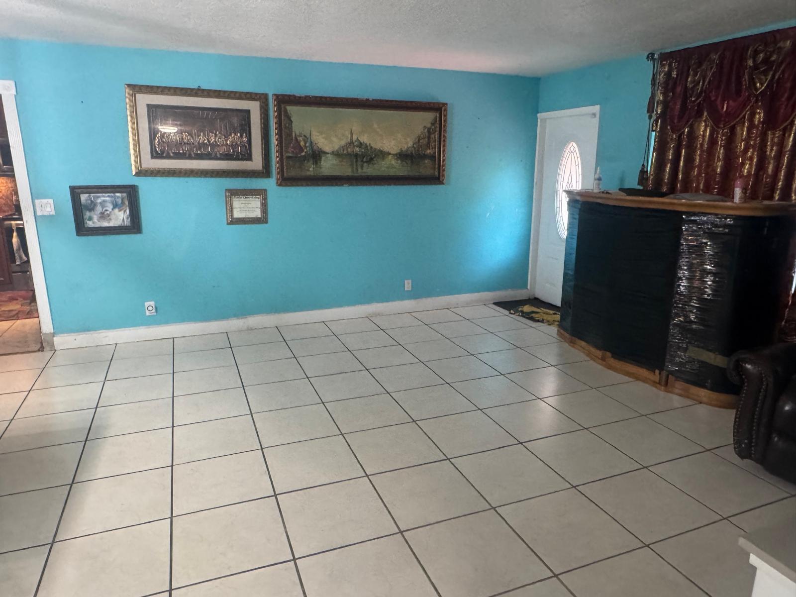 6218 Nw 17th Street Property Photo 5