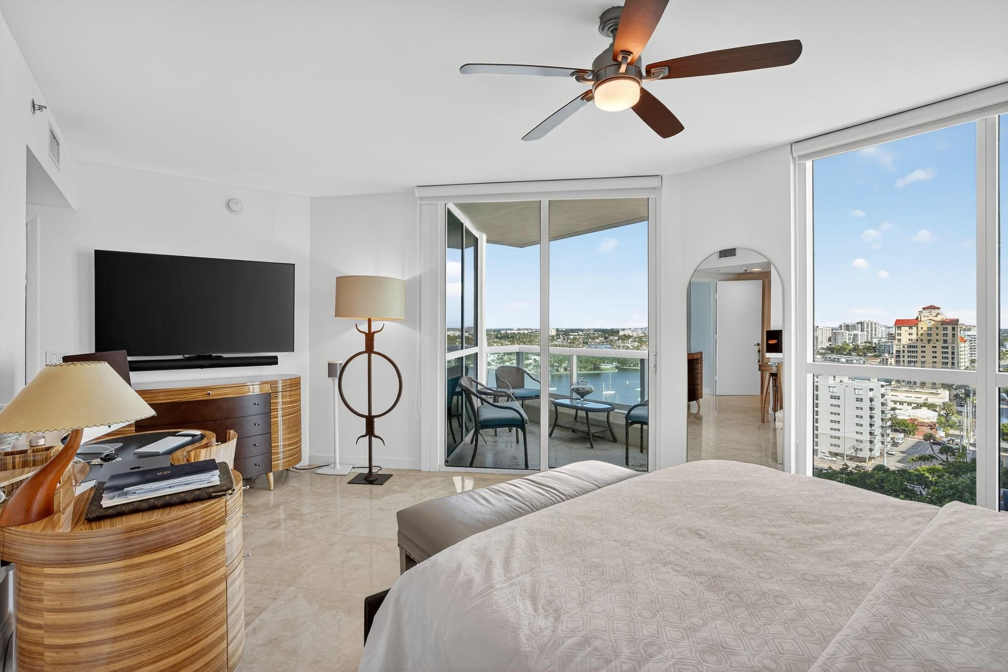 101 S Fort Lauderdale Beach Boulevard 1706 Property Photo 28