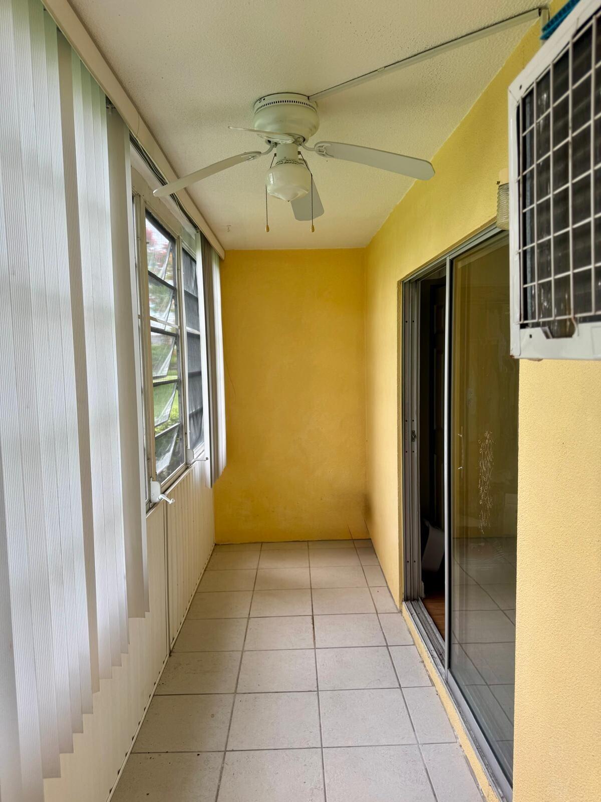 261 Suffolk Property Photo 12