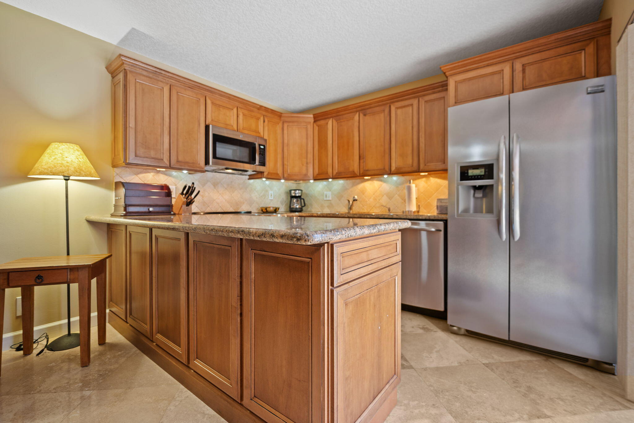 2874 Waterford Drive S Property Photo 9