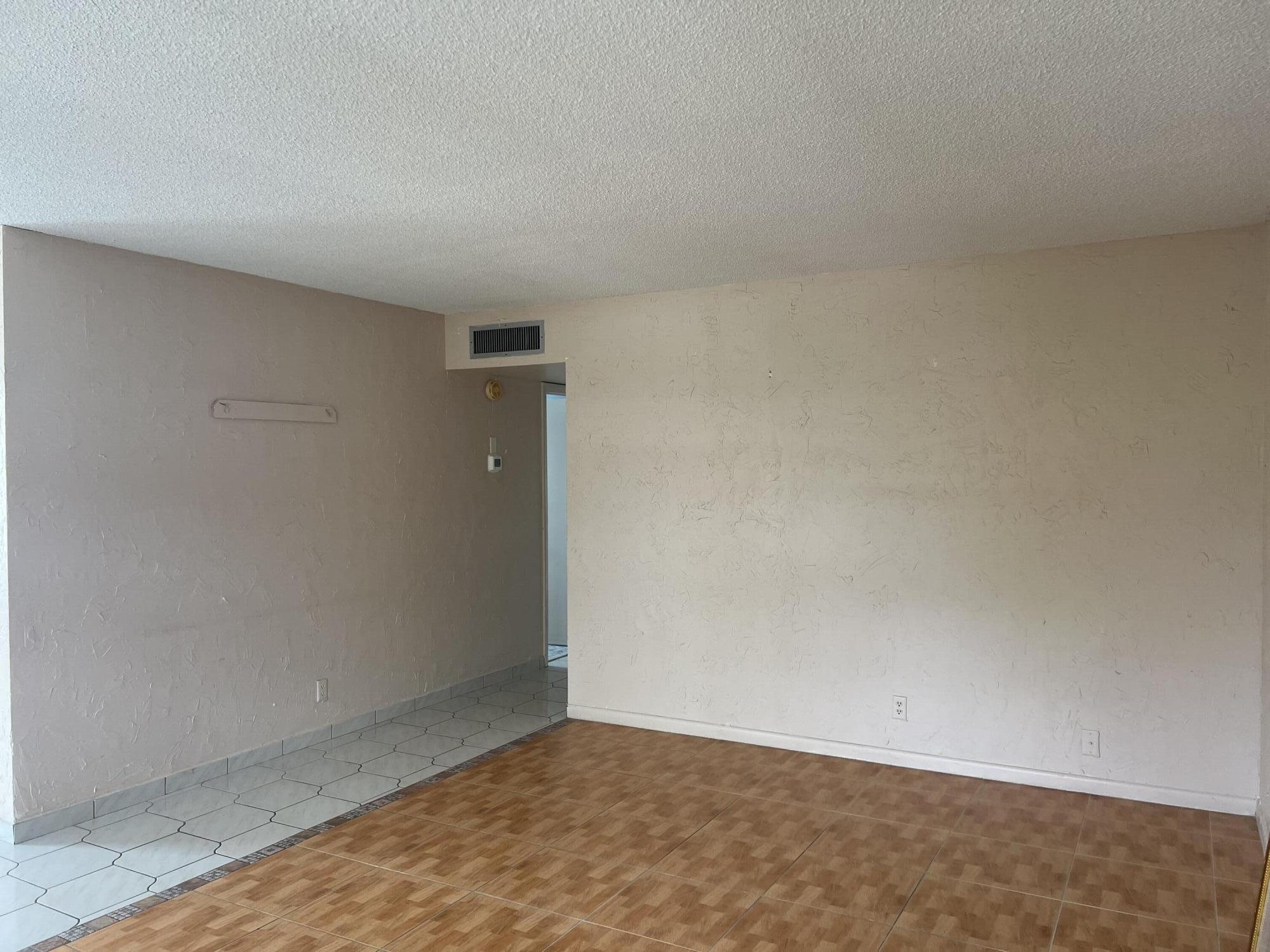 424 Saxony Property Photo 23