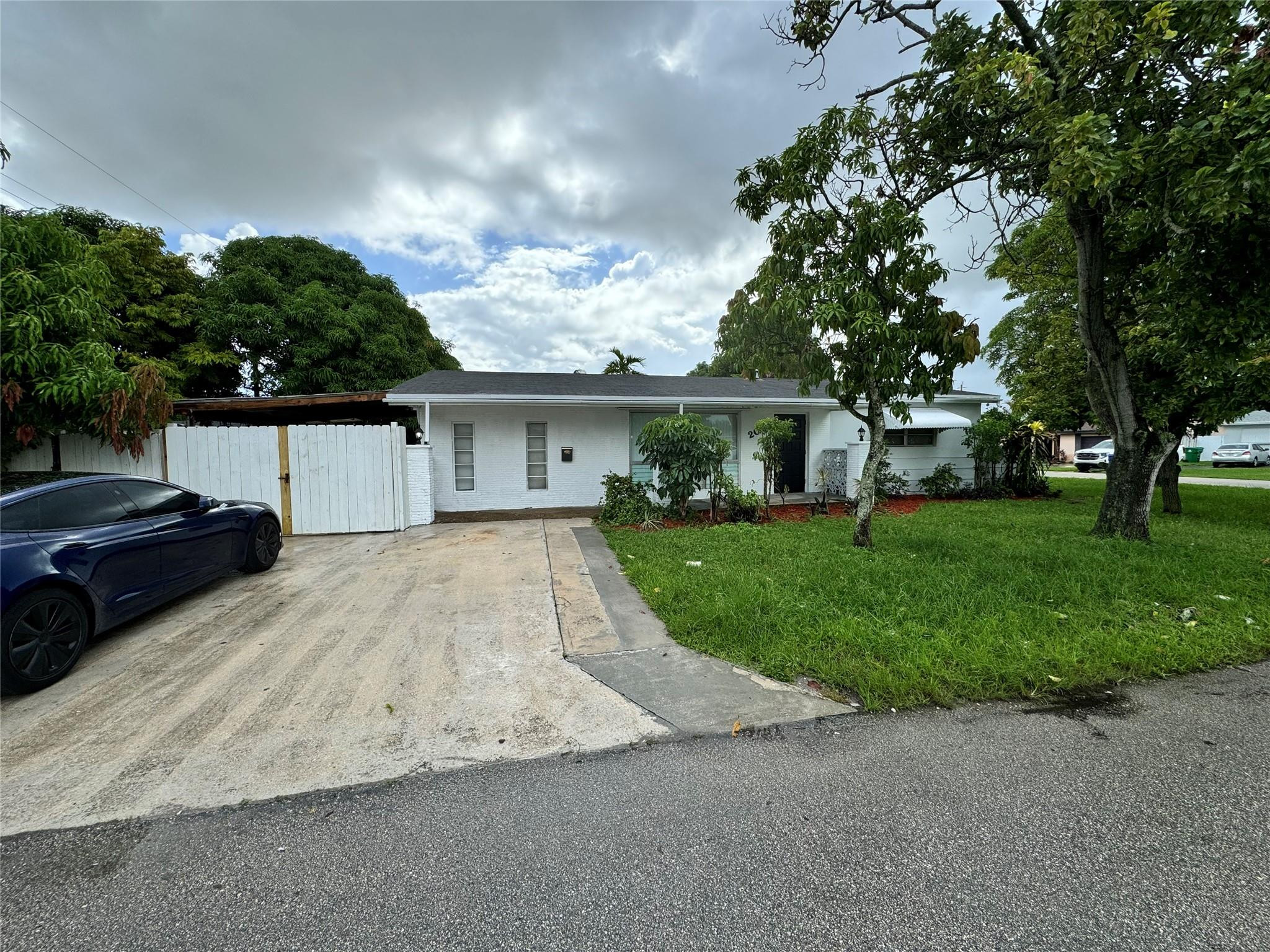 2091 Oleander Drive Property Photo 1