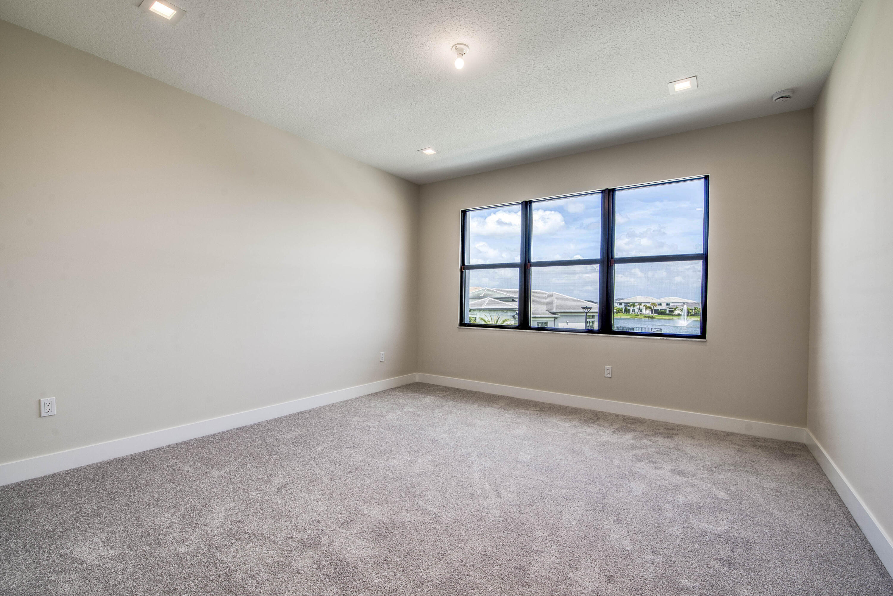 13559 Nesting Pines Way Property Photo 26