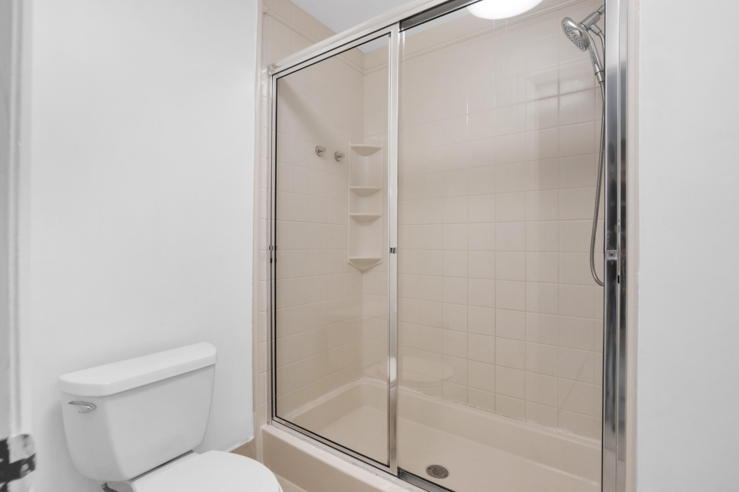2112 Nw 45th Avenue Property Photo 10