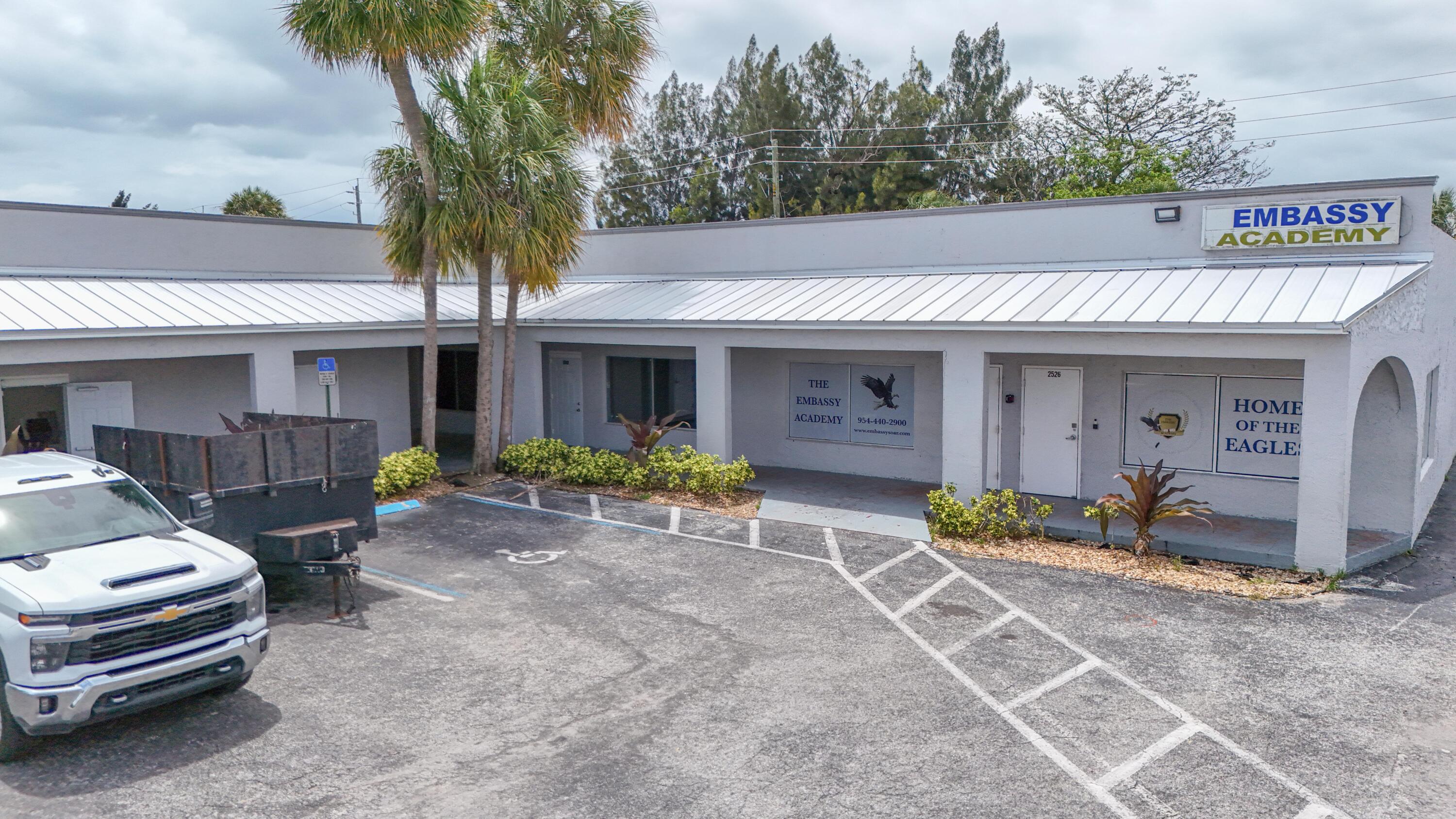 2450 W Oakland Park Boulevard Property Photo 2