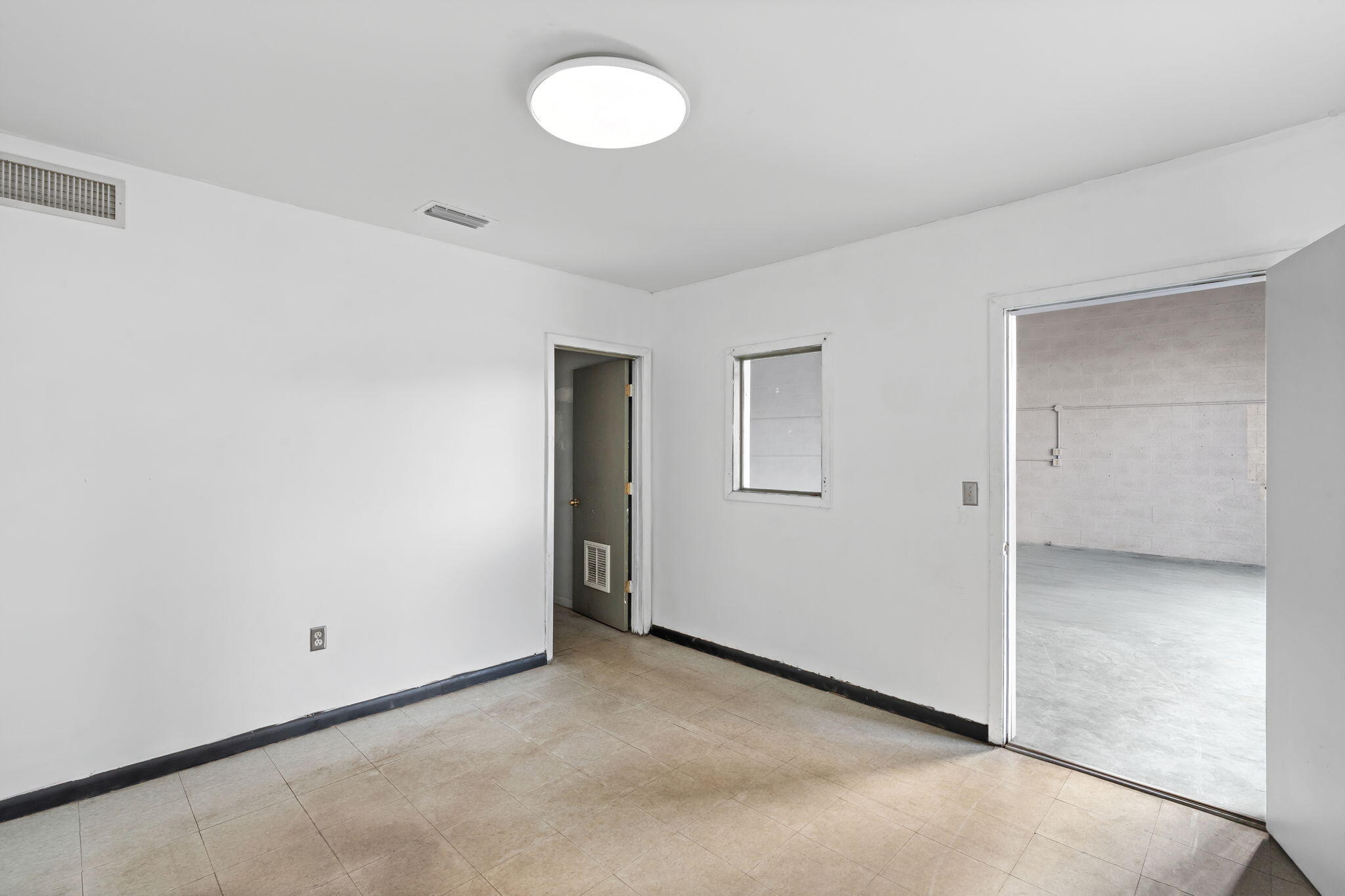 270 Sw 33rd Street Property Photo 18