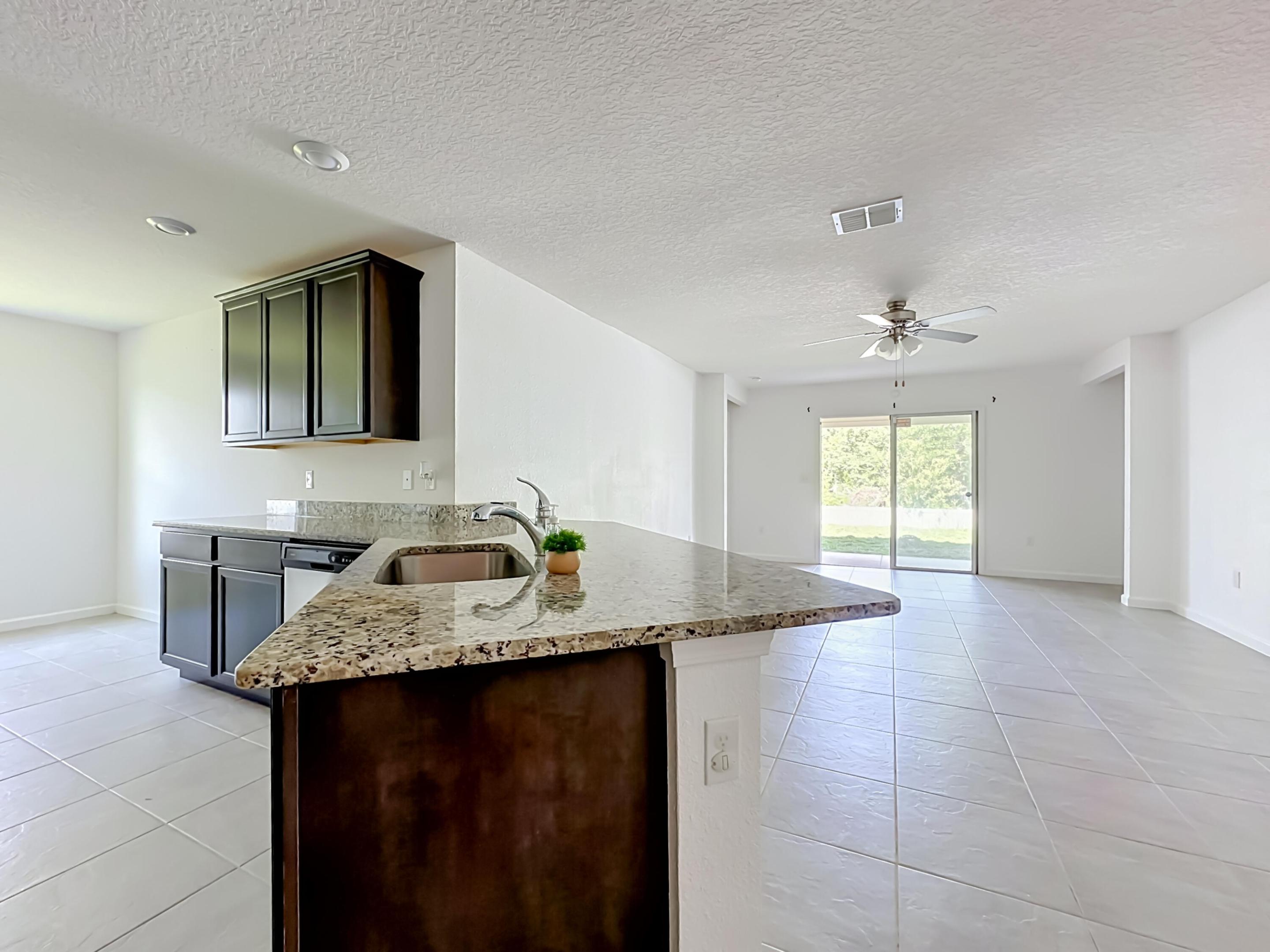 8650 W Lake George Cir W W Property Photo 10