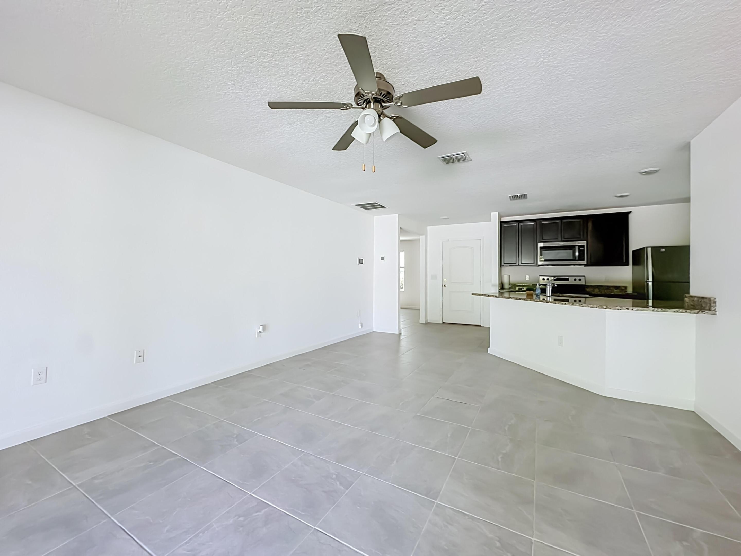 8650 W Lake George Cir W W Property Photo 15