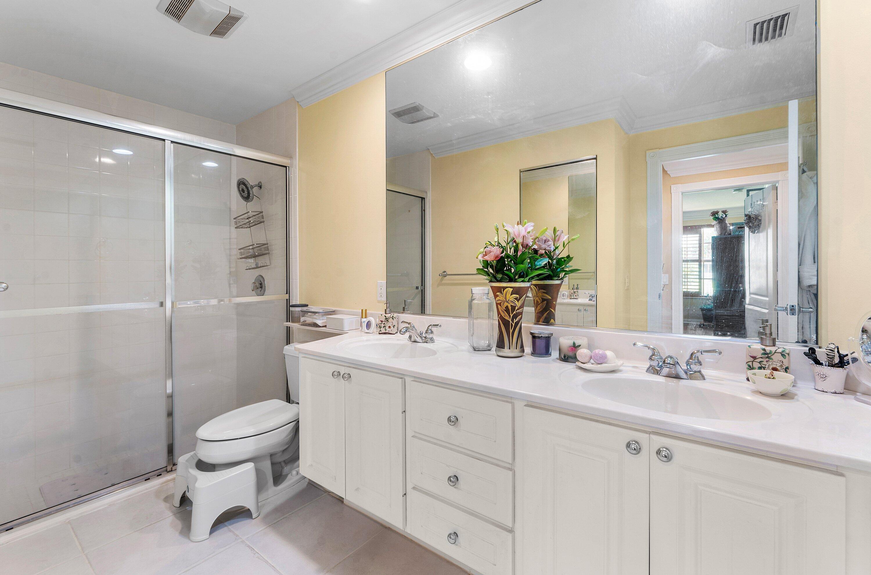 8413 Cozumel Lane Property Photo 16