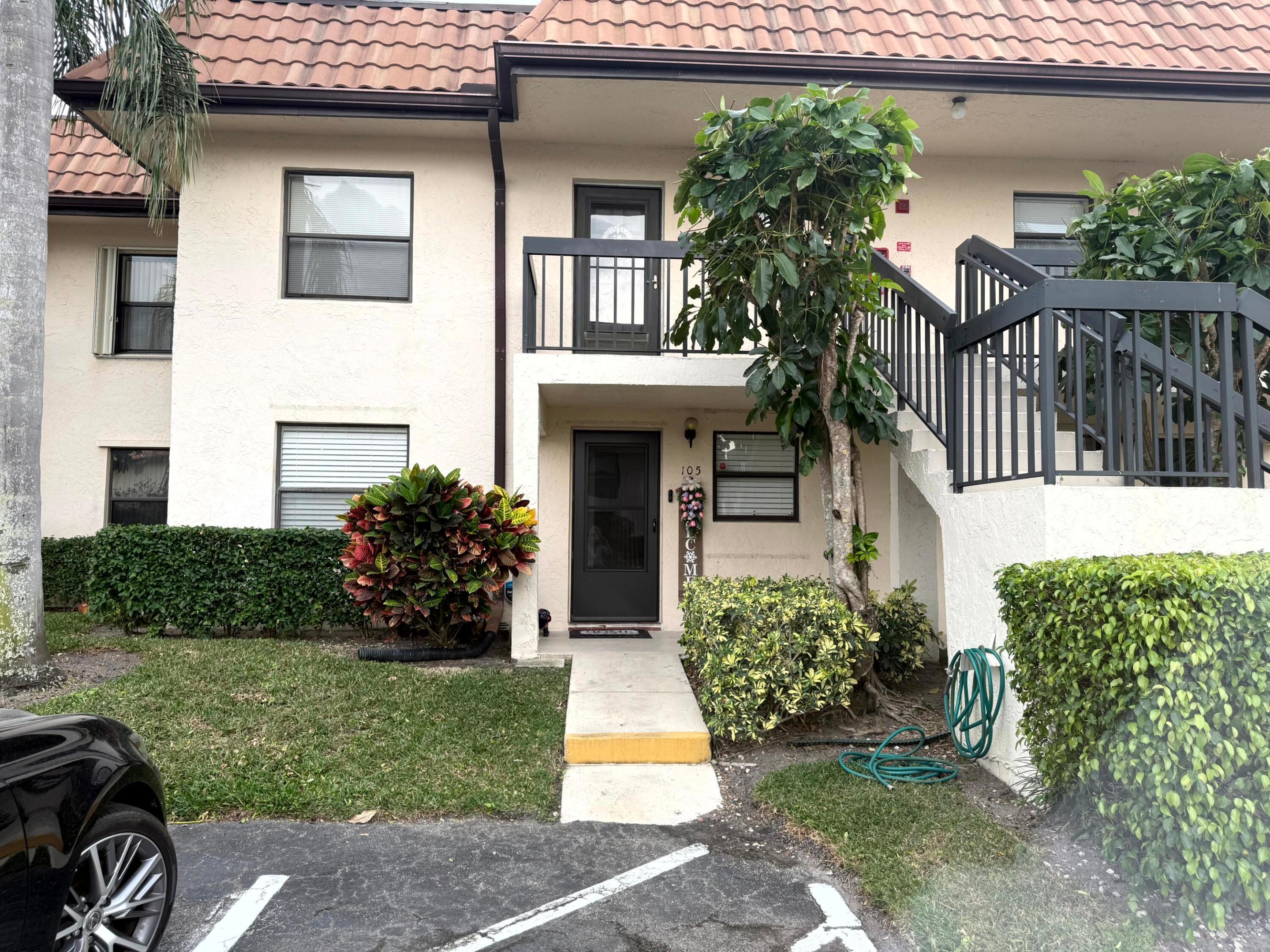 7190 Golf Colony Court 105