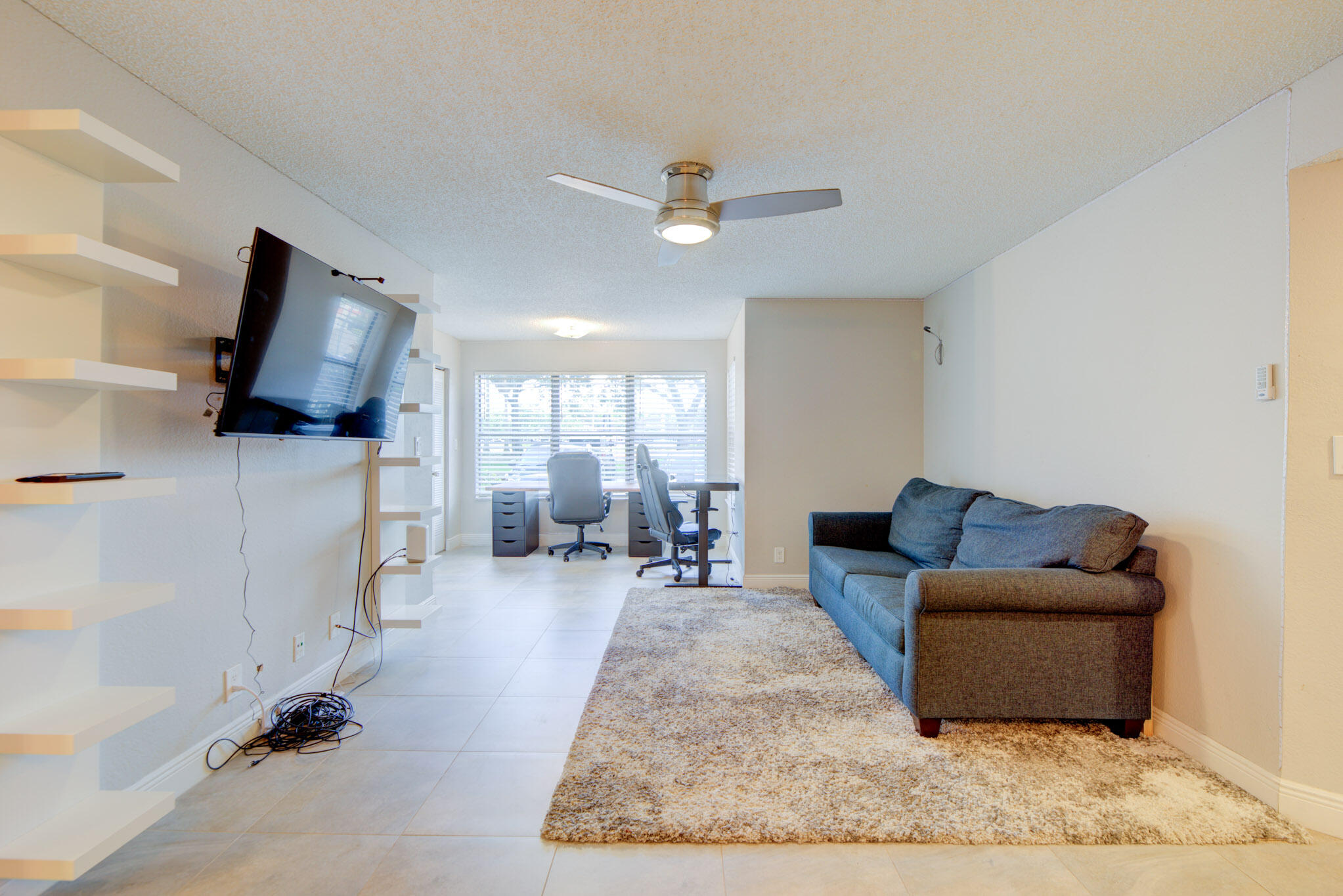 2900 S University Drive 9104 Property Photo 3