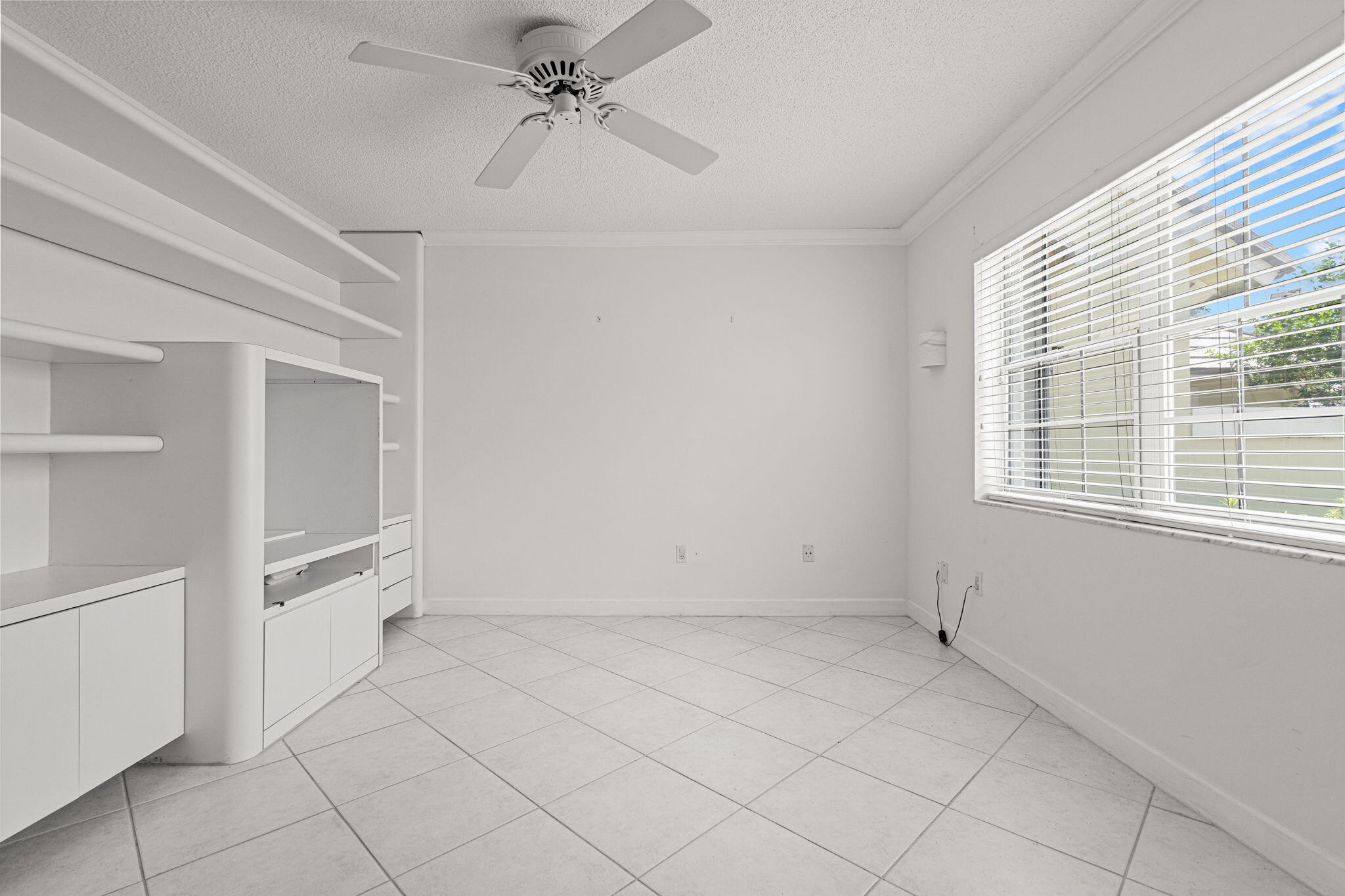 4825 Nw 98th Place Property Photo 23