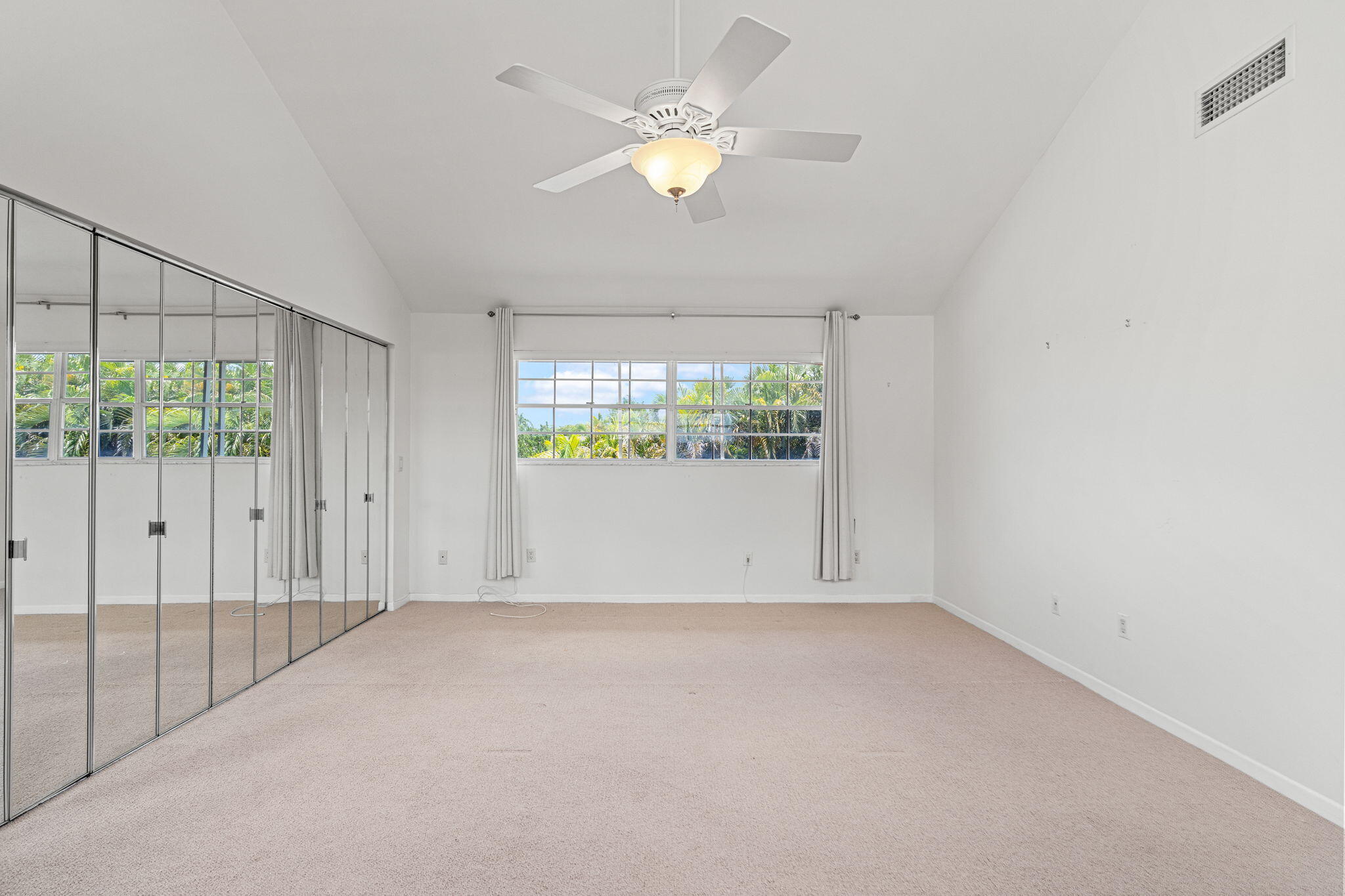 4825 Nw 98th Place Property Photo 32