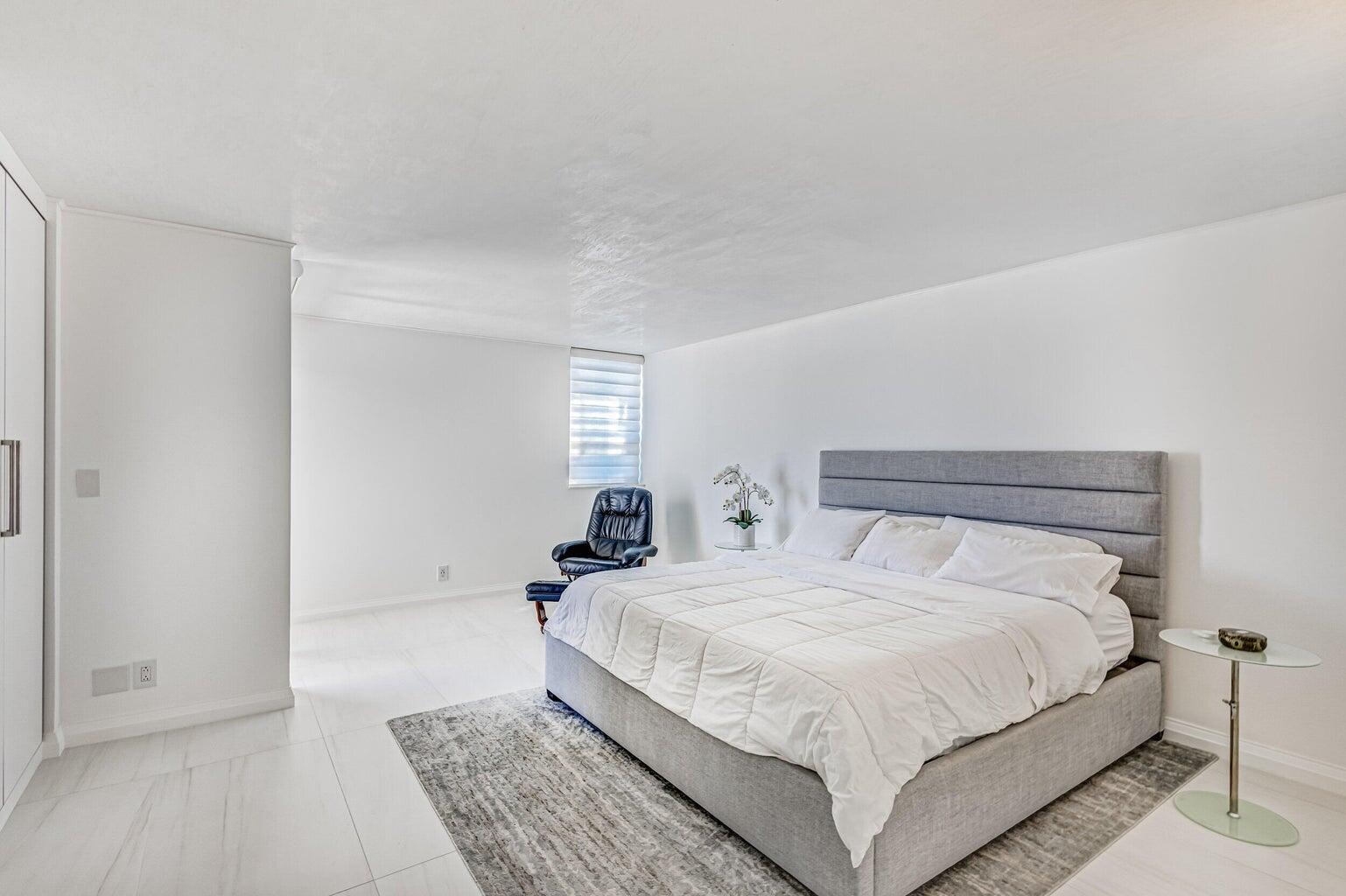 5280 N Ocean Drive 12f Property Photo 17