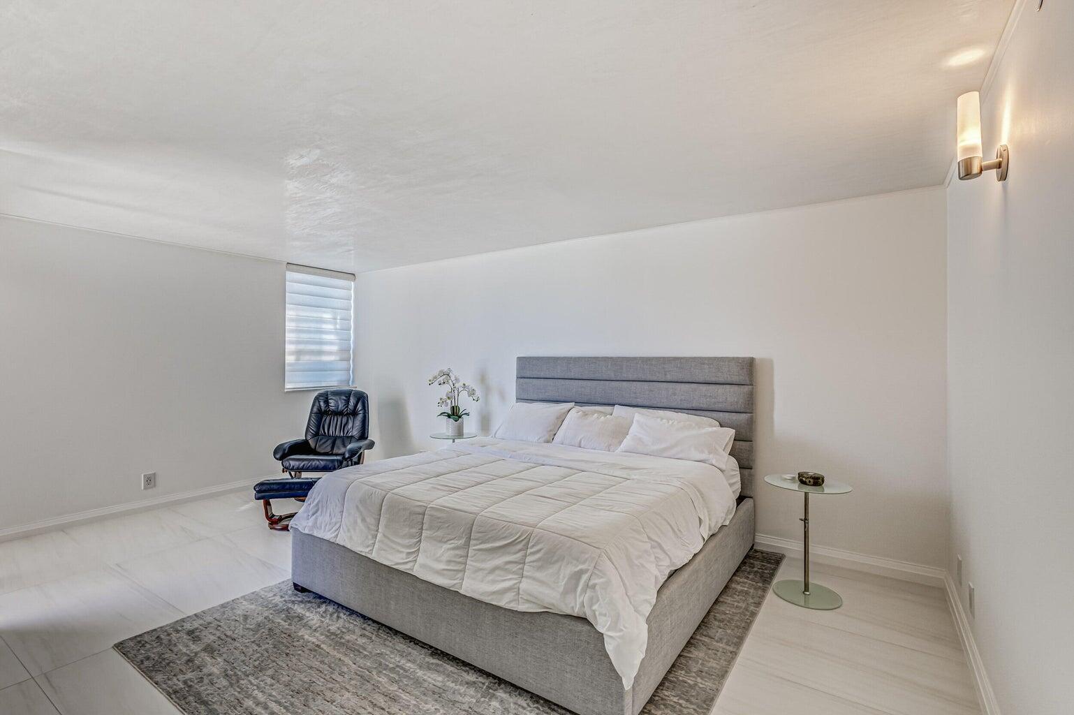5280 N Ocean Drive 12f Property Photo 23
