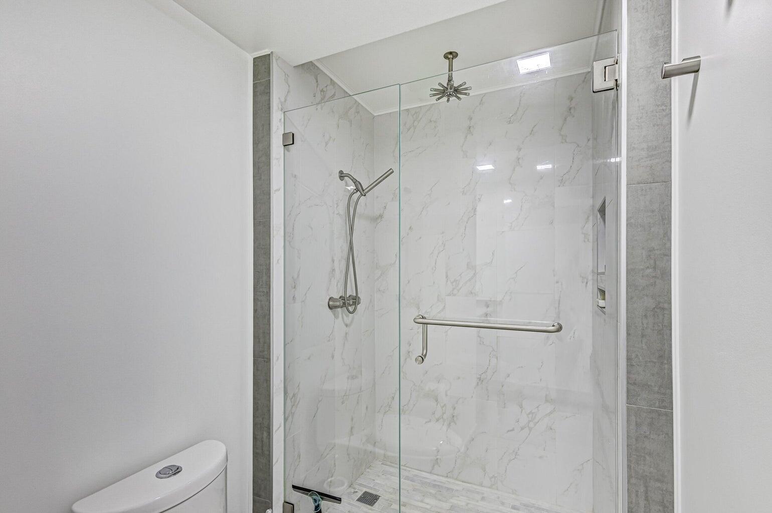 5280 N Ocean Drive 12f Property Photo 32