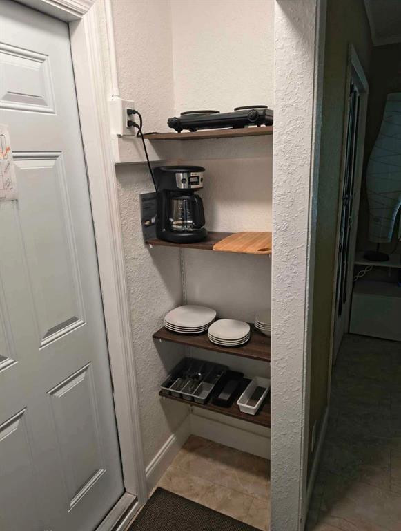 5741 Sw 24th Avenue Unit B Property Photo 6