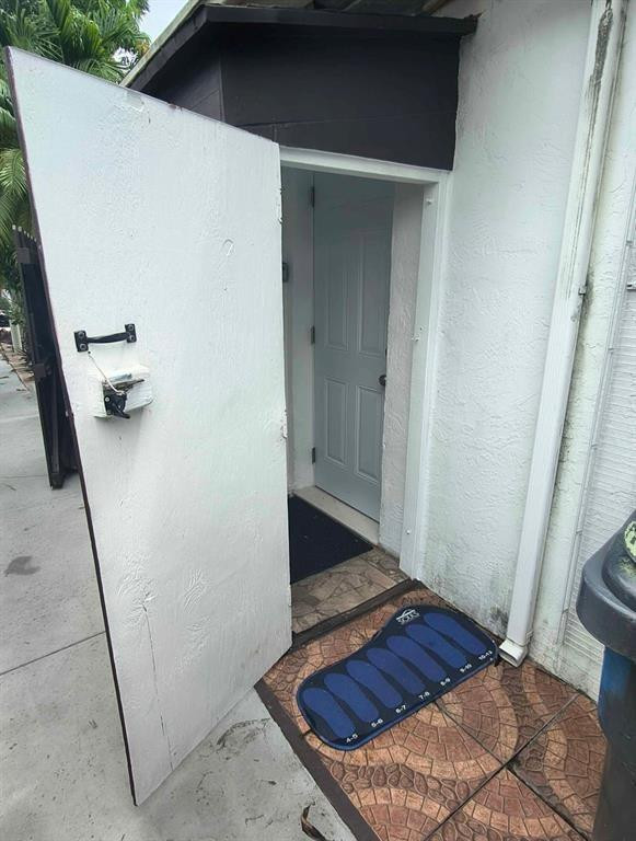 5741 Sw 24th Avenue Unit B Property Photo 7