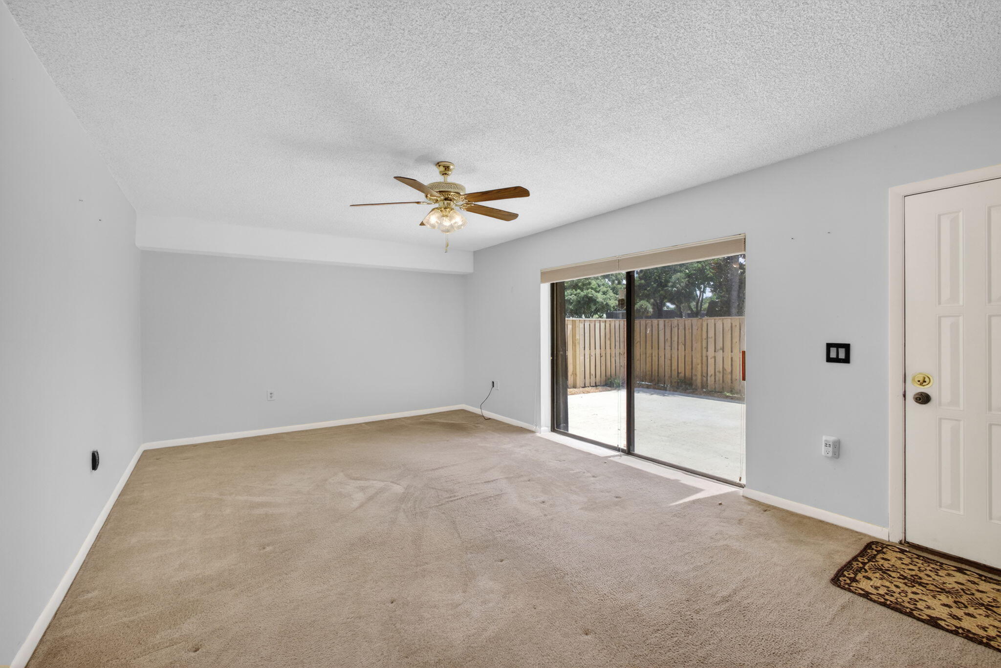 3501 35th Way Property Photo 6
