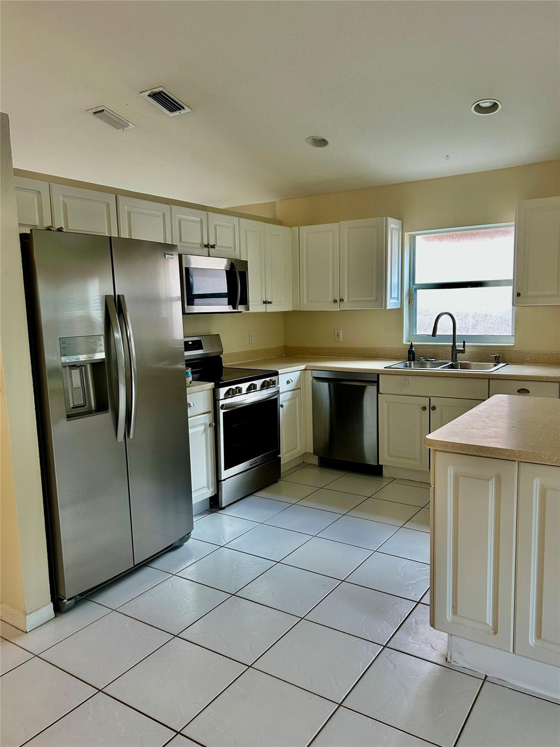 3694 Miramontes Circle Property Photo 13