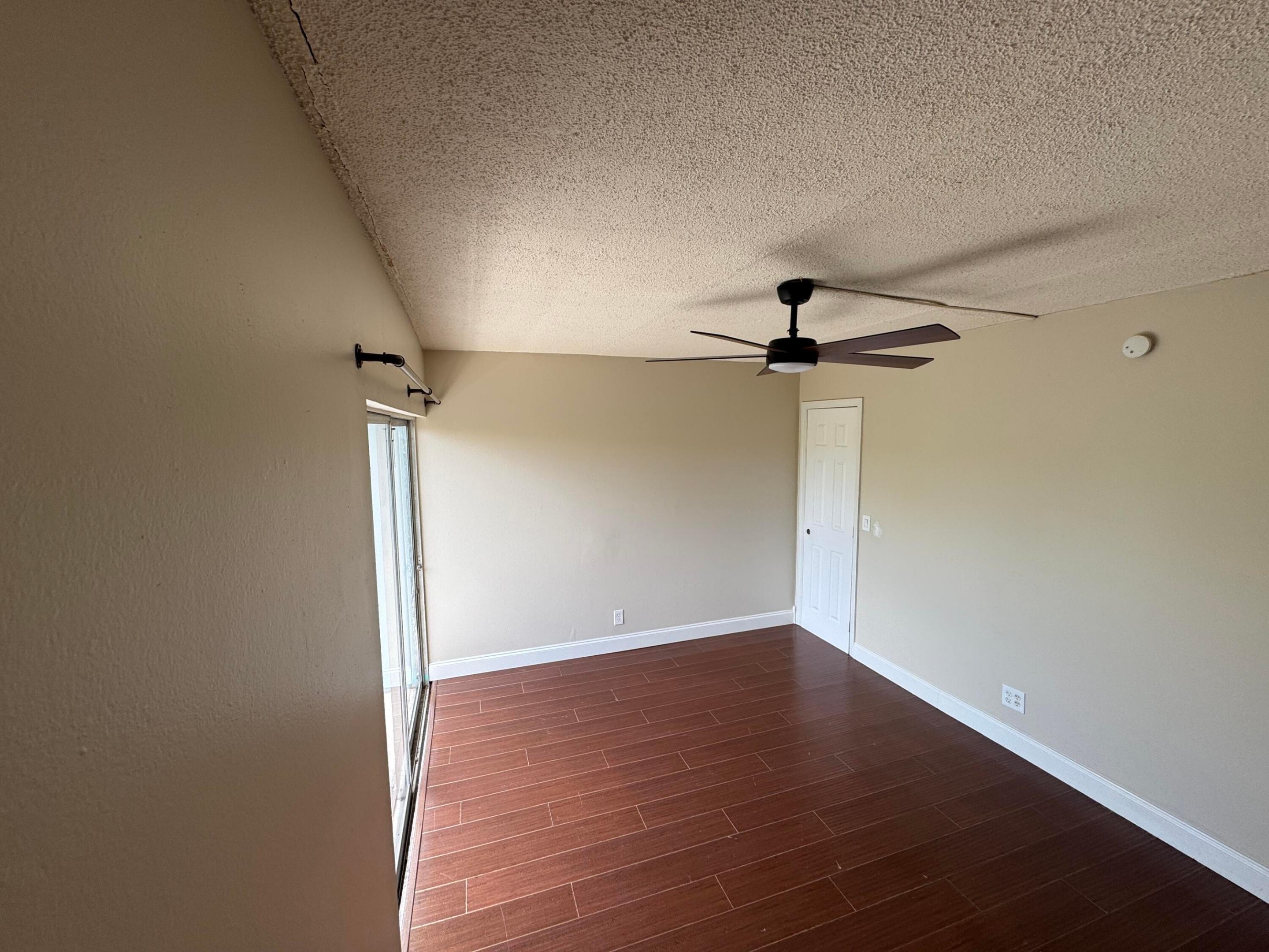 725 Hummingbird Way 210 Property Photo 19
