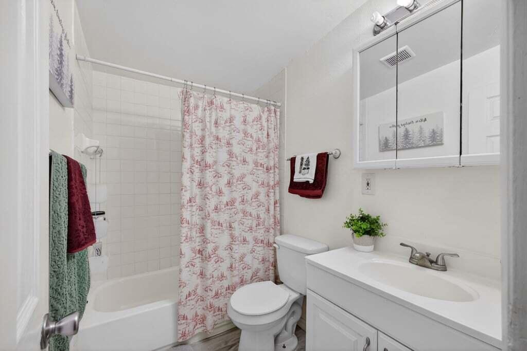 3740 Dunes Road Property Photo 15