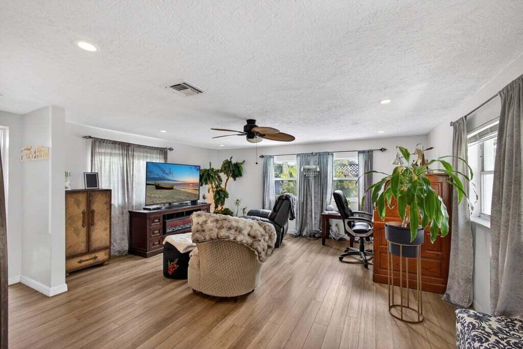 3740 Dunes Road Property Photo 18