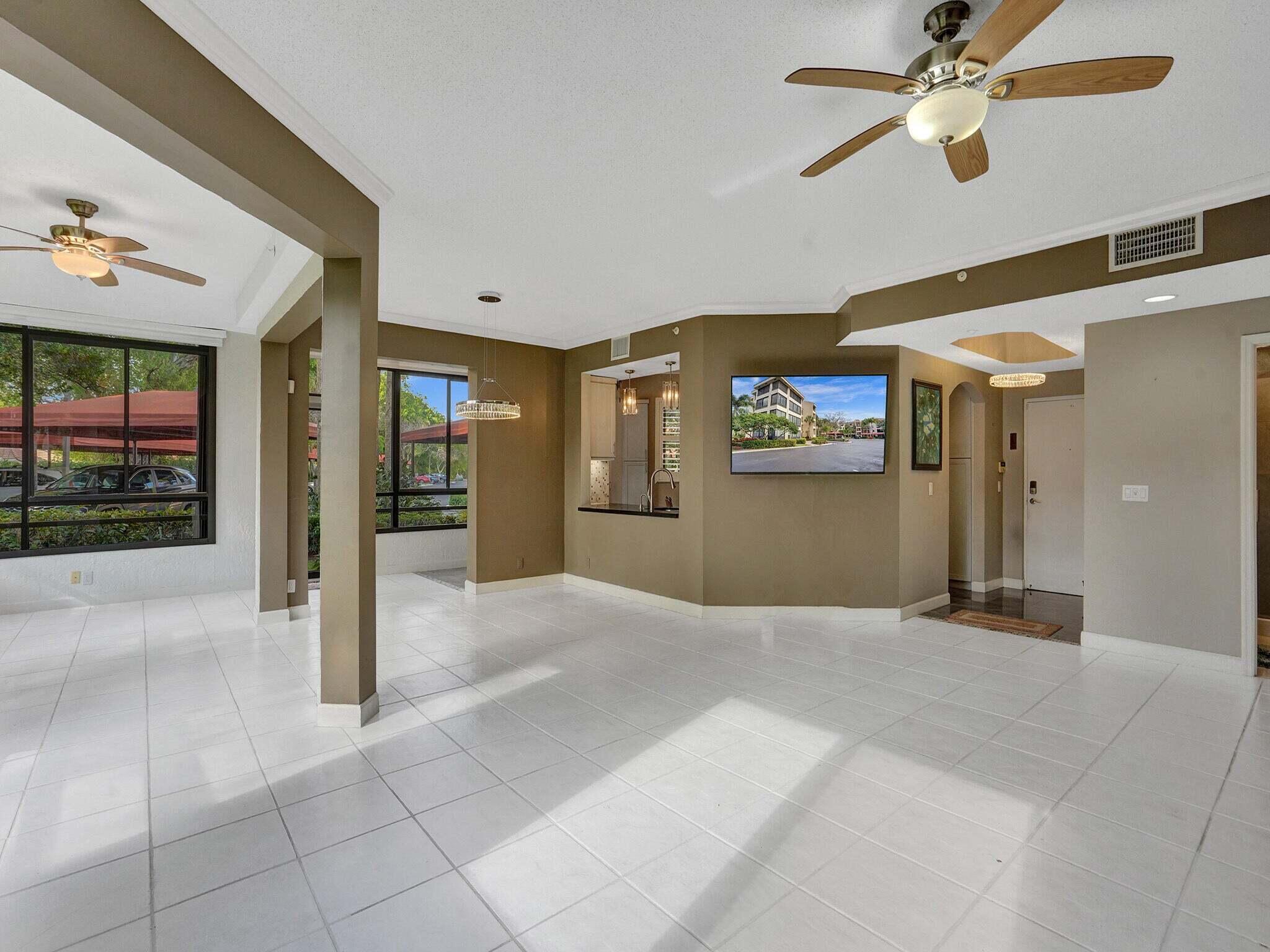 7546 La Paz Boulevard 108 Property Photo 9
