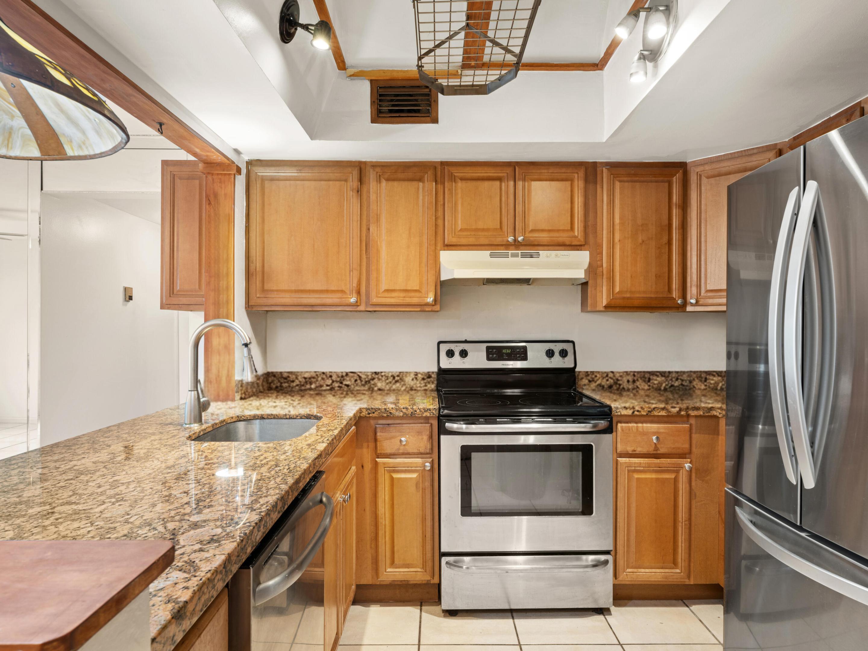 811 Se 4th Avenue C103 Property Photo 1