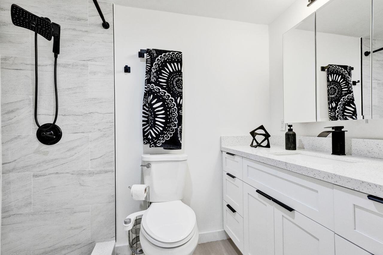207 Salisbury I Property Photo 23